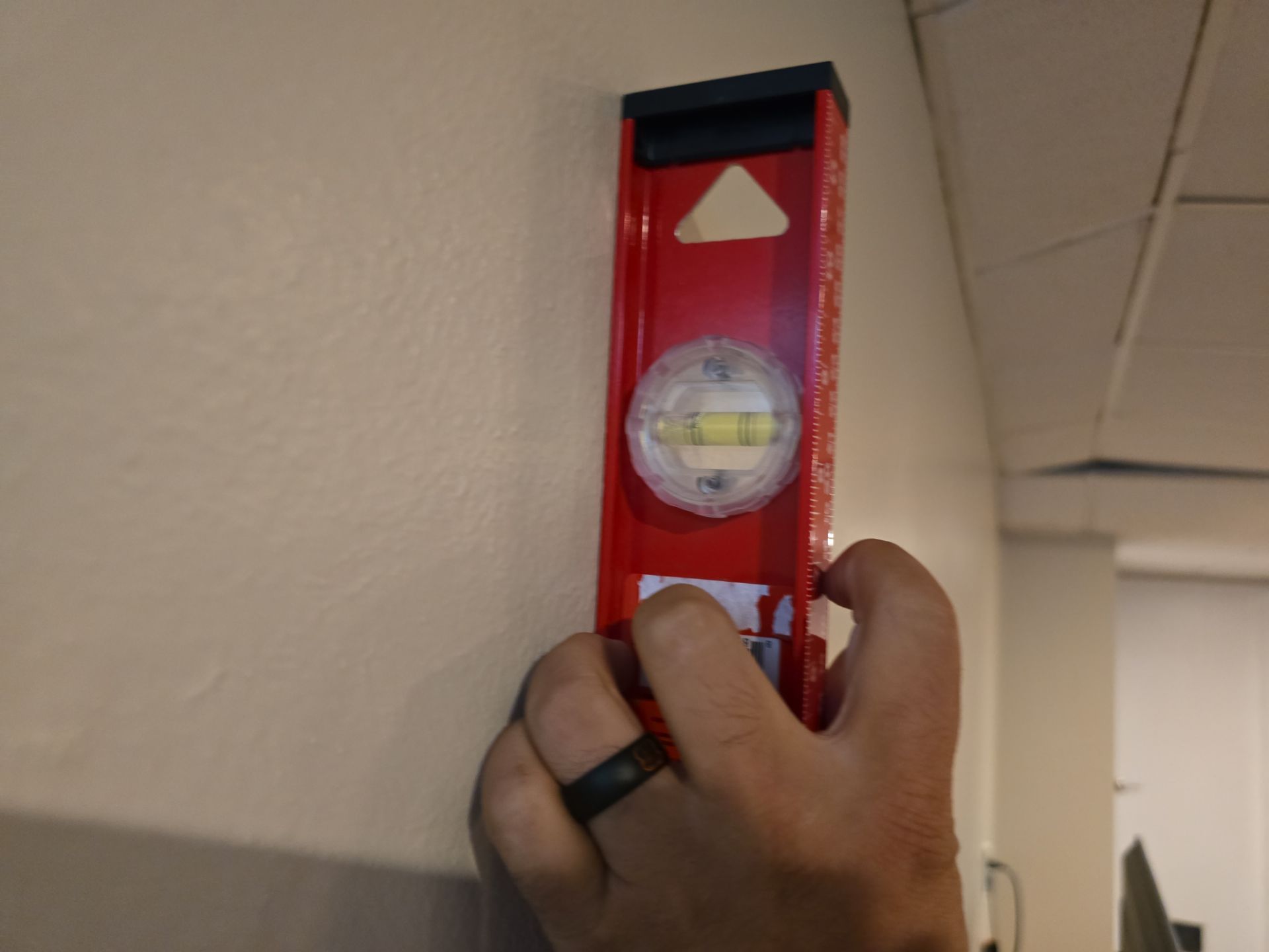 Embedded Fiber Reinforcement by Toledo Basement Repair 