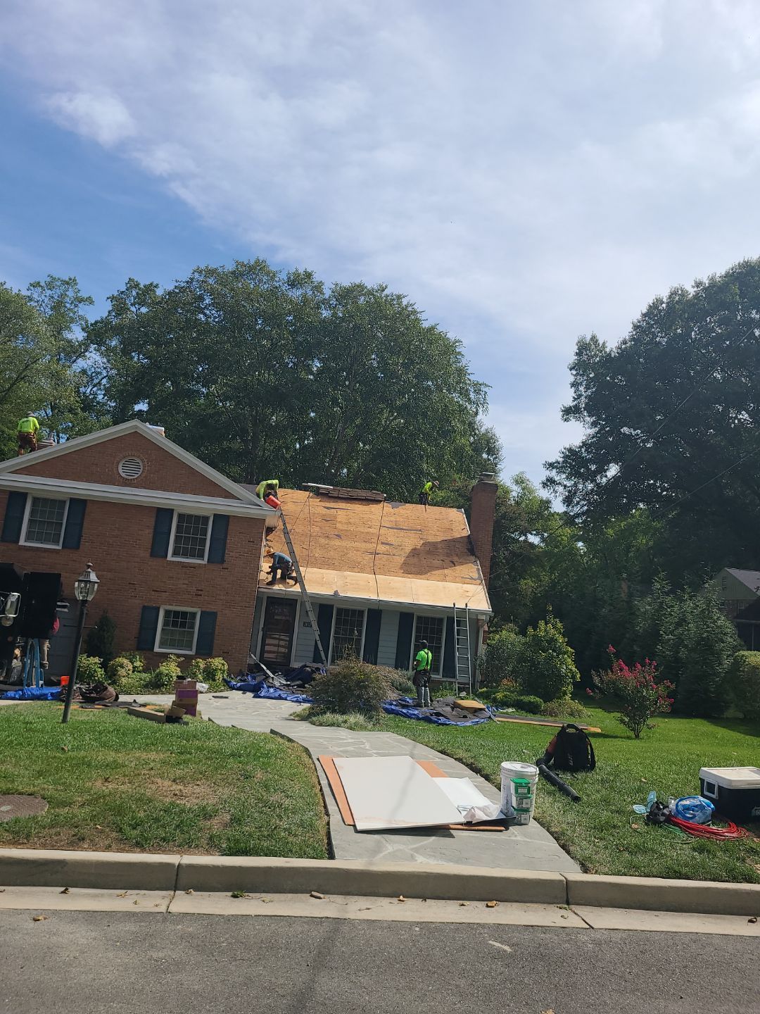 Falls Church: Roof Replacement with CertainTeed Landmark Pro in Max Def Pewterwood by RM Banning, Inc.