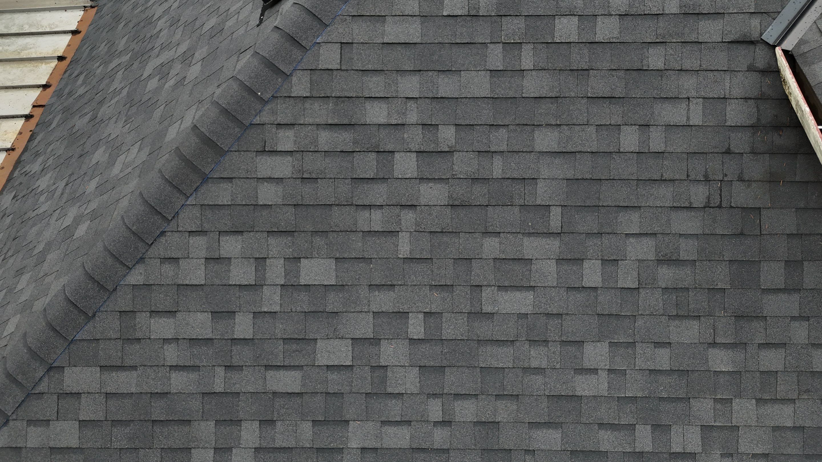 Onyx Black | Roof Replacement in Vancouver, WA 98665 by Valiant Roofing, LLC