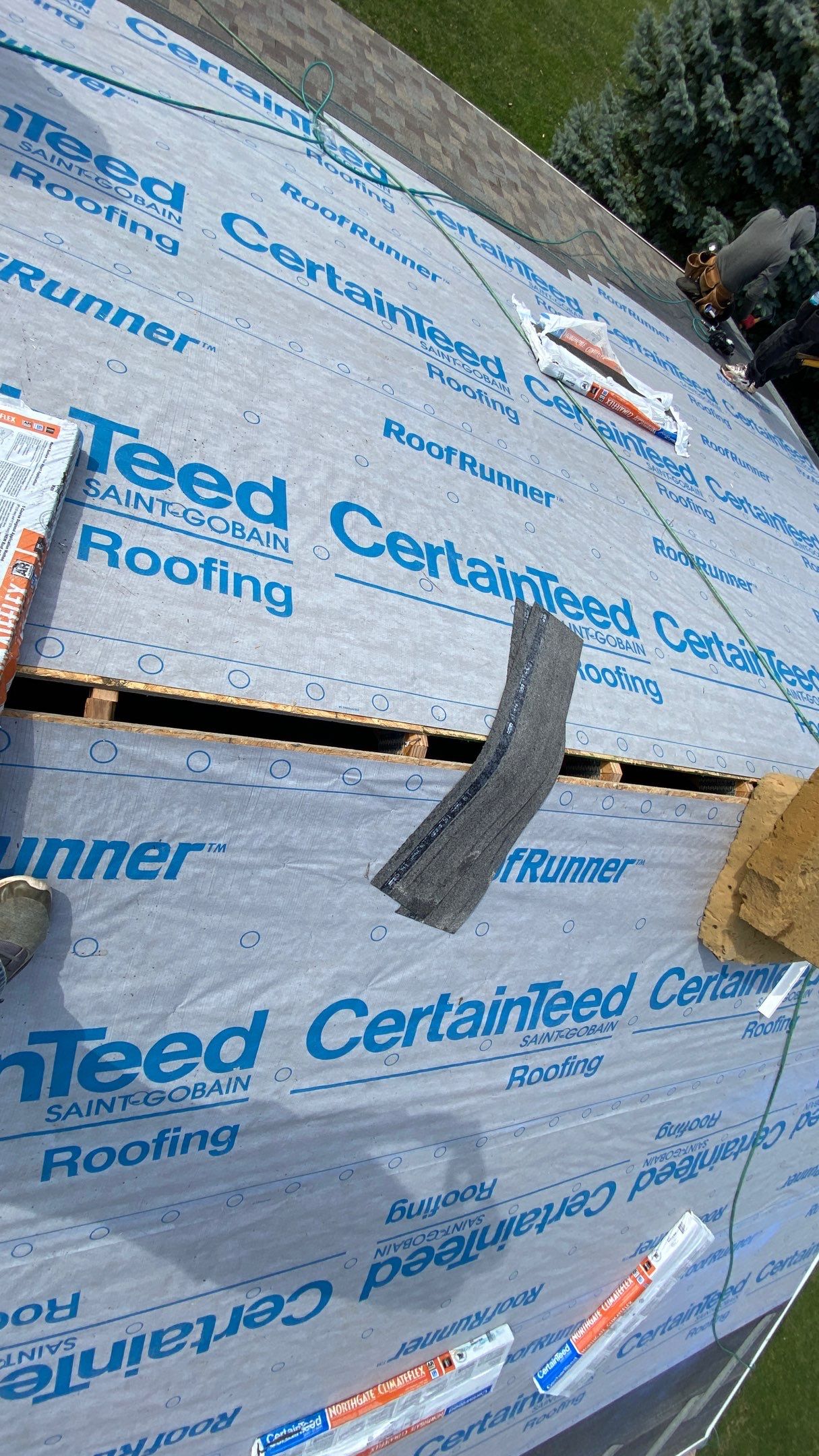 Roof Replacement using CertainTeed Landmark by 180 Contractors