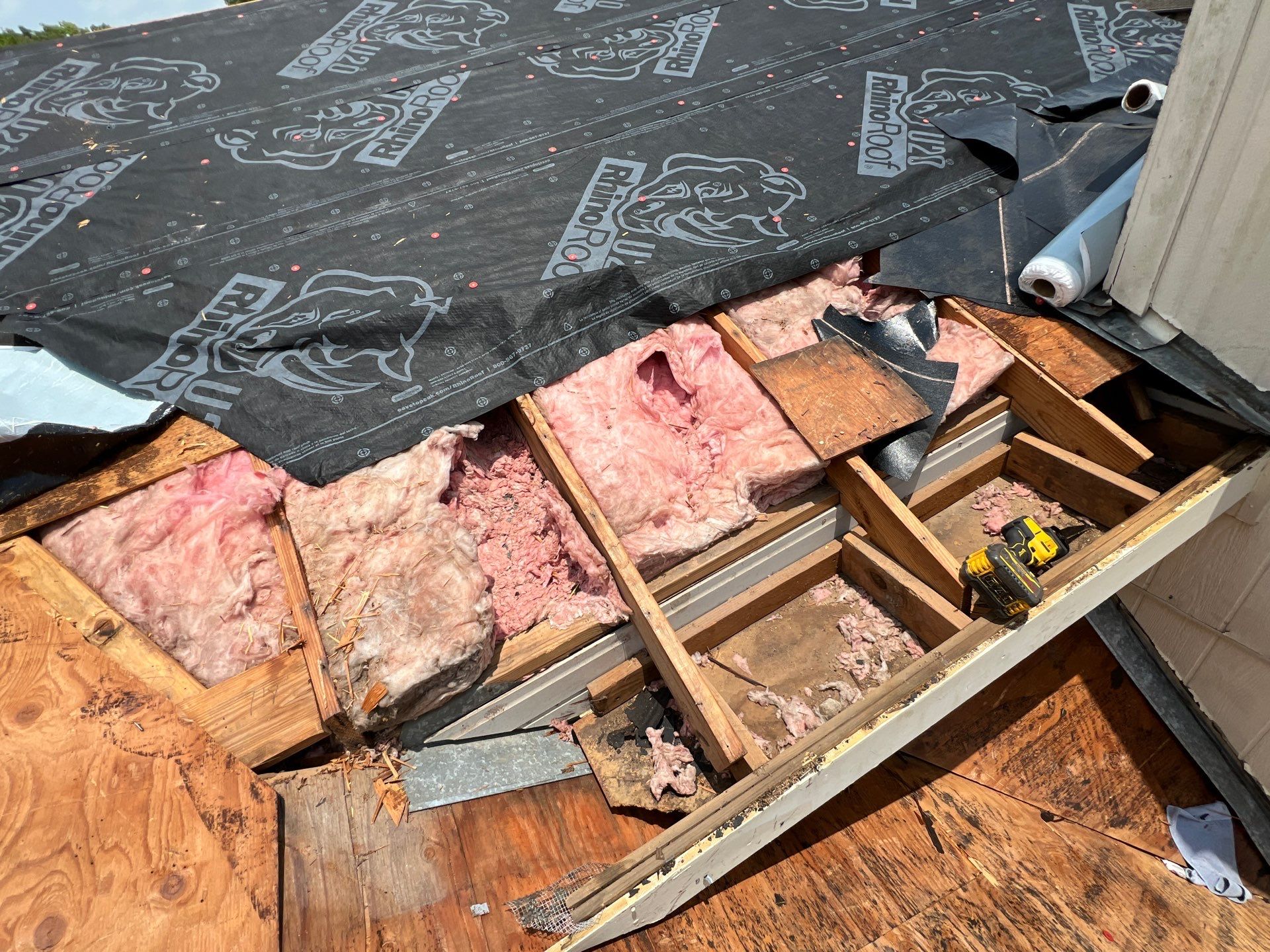 Residential Roofing Installation using Owen's Corning Duration (Lifetime) Shingles by Roof Repair Company