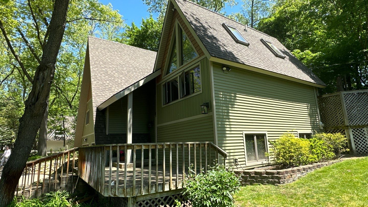 Siding Replacement using CertainTeed Restoration Classis D4 by 180 Contractors