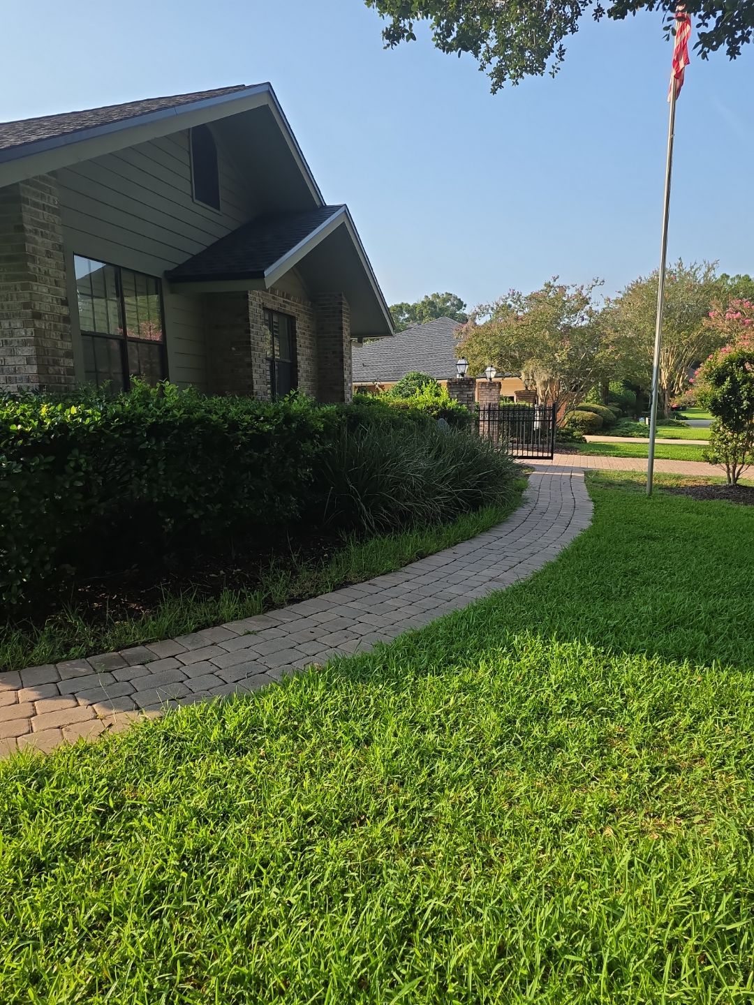 Deerwood Resident | Clean-Up & Mulch Install by ProGreen Services