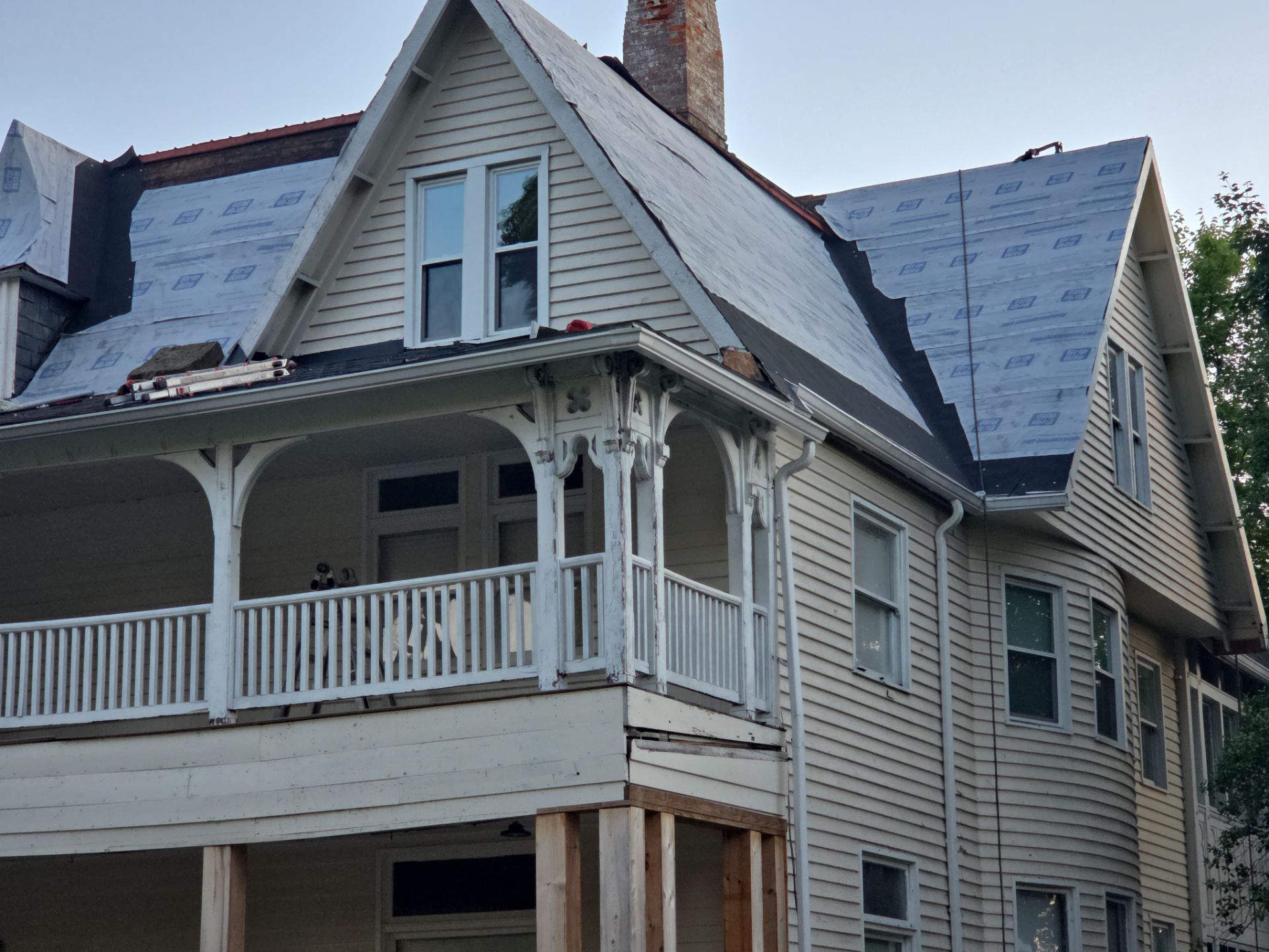 Premium Asphalt Shingle Roof Replacement | Ashland, KY by Mr. Roofer