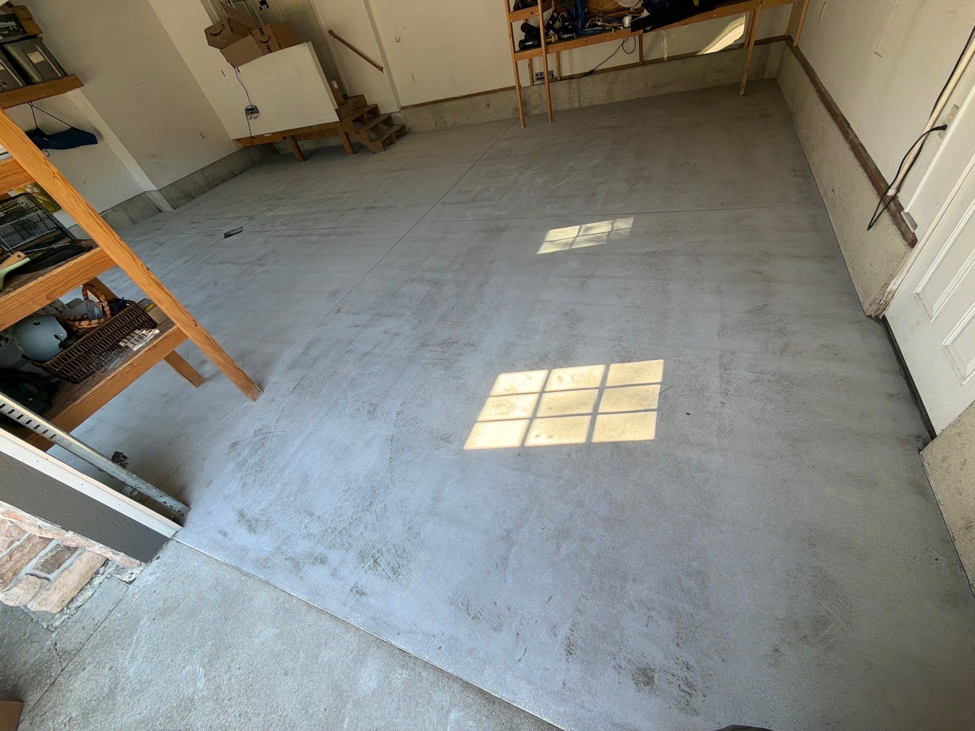 Custom Tidal Wave Epoxy Flake Floor Installation in Norton Shores. by Gordon Painting