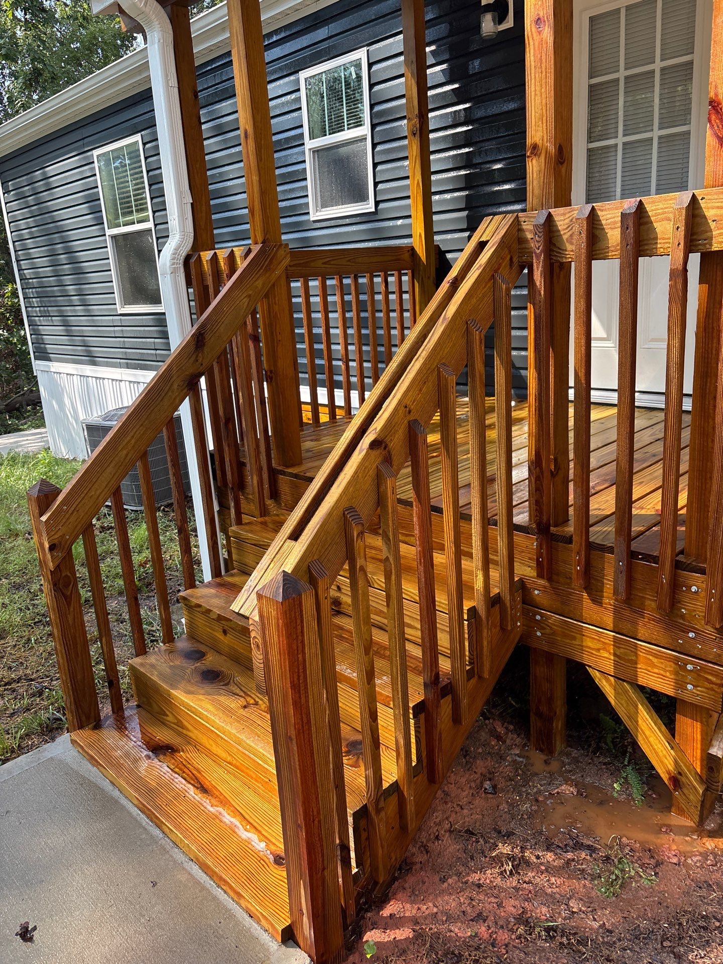 Wood Deck using Wood Sealant by DuraSeal