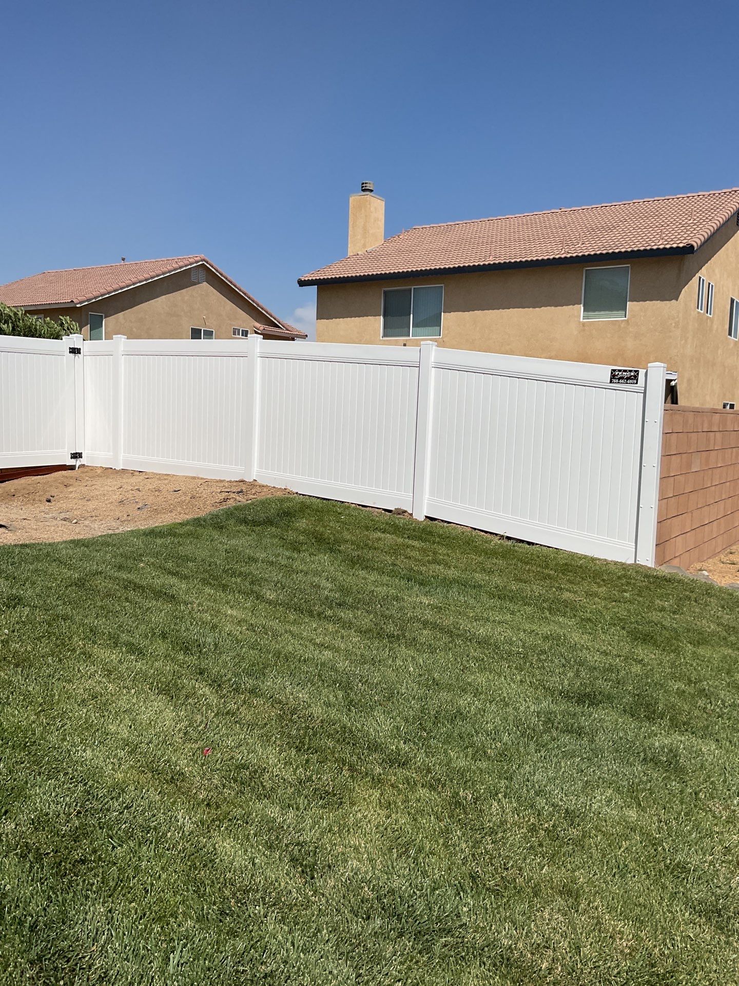 Fence Installation using Vinyl by Fence Guys Inc. 