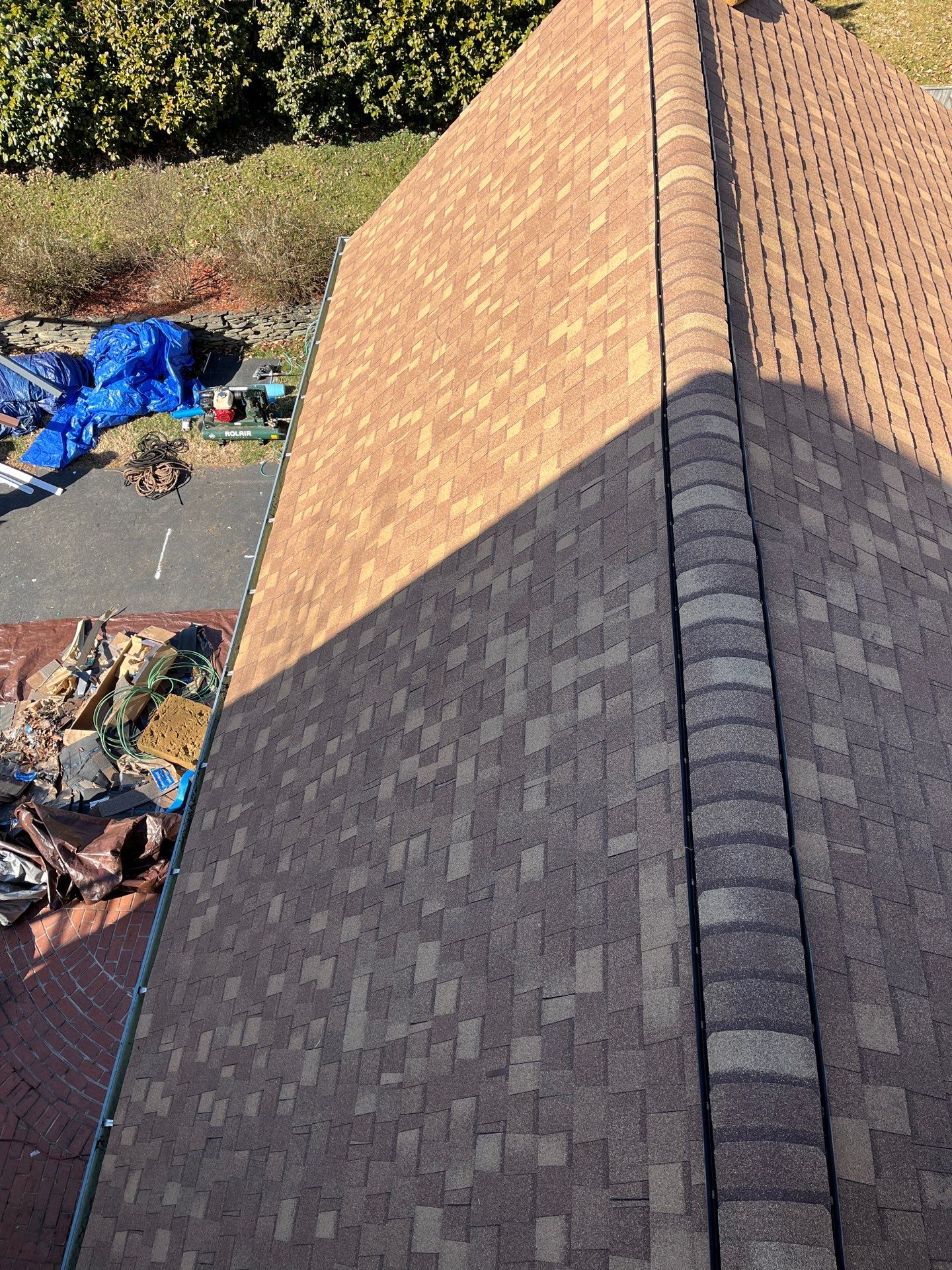 Springfield CertainTeed Landmark in Resawn Shake by RM Banning, Inc.