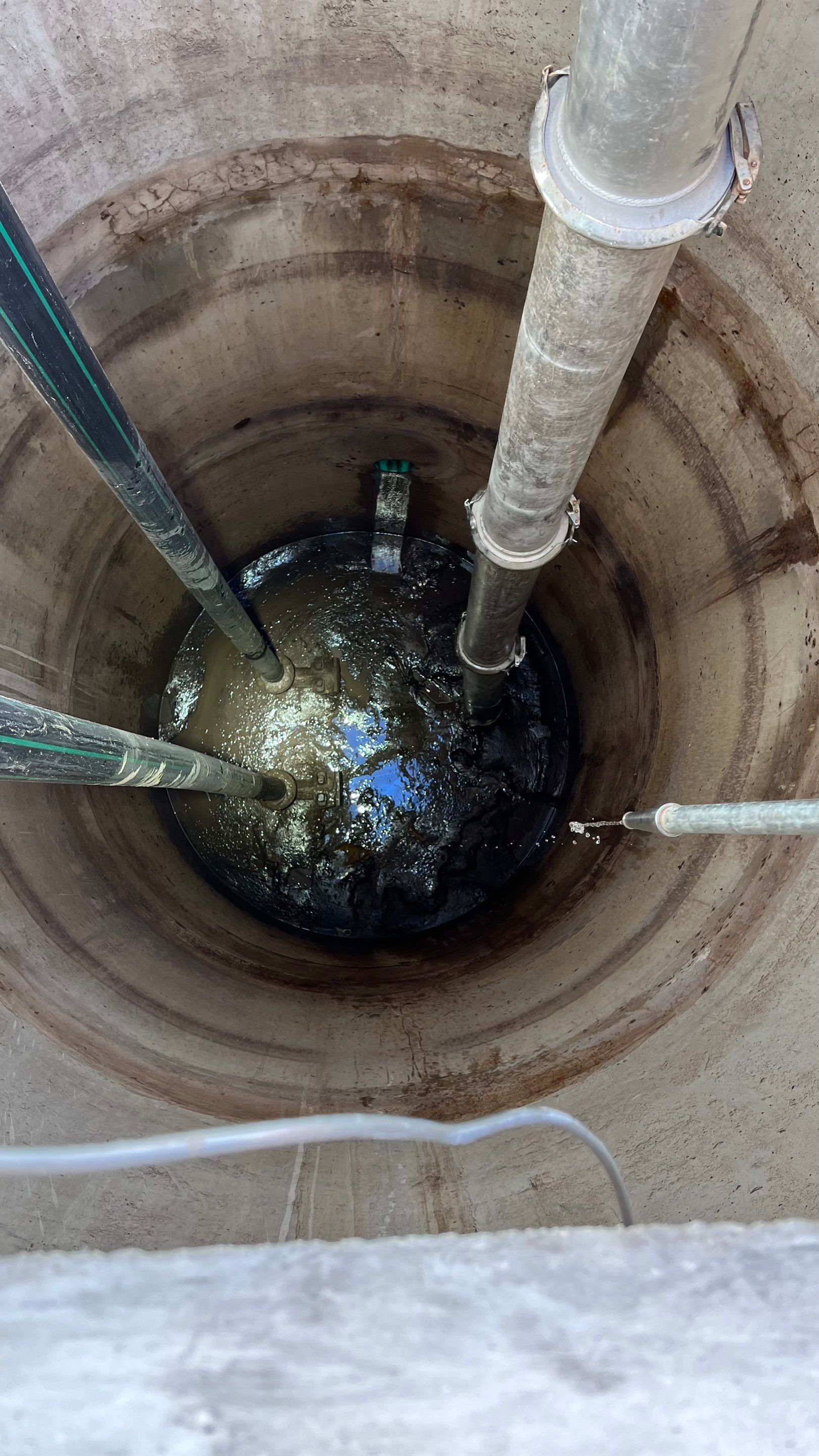 Lehigh Acres New Construction Community Sewer System Cleaning Part 2 by APS Power & Water