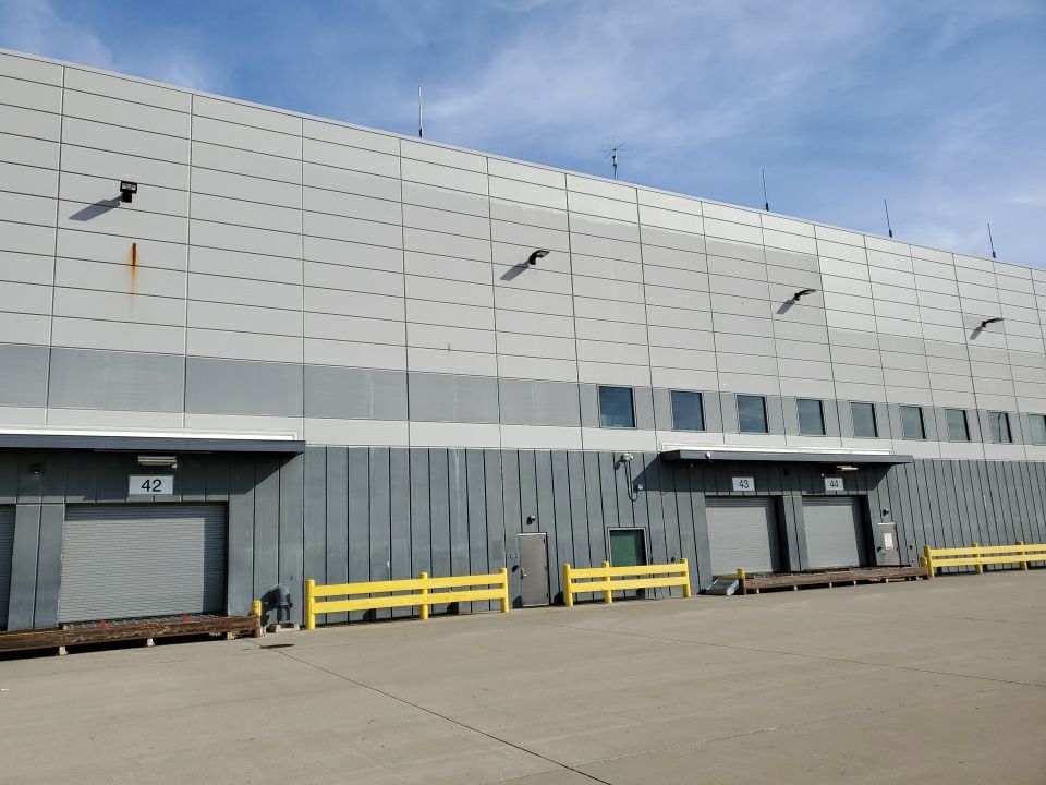 Tilt-up Precast Exterior Warehouse Painting by Paint Platoon USA