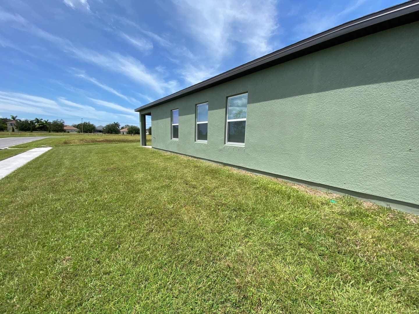 Ruskin, FL  6 ft. Tall White Vinyl Privacy Fence  by Asap fence and gates, LLC