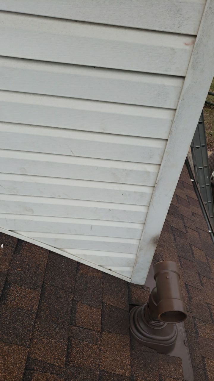 Springfield: CertainTeed Landmark Designer Shingles in Burnt Sienna by RM Banning, Inc.