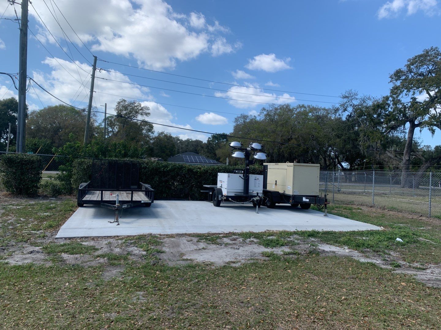 Palmetto, FL 6+2 White Vinyl Privacy Fence by Asap fence and gates, LLC