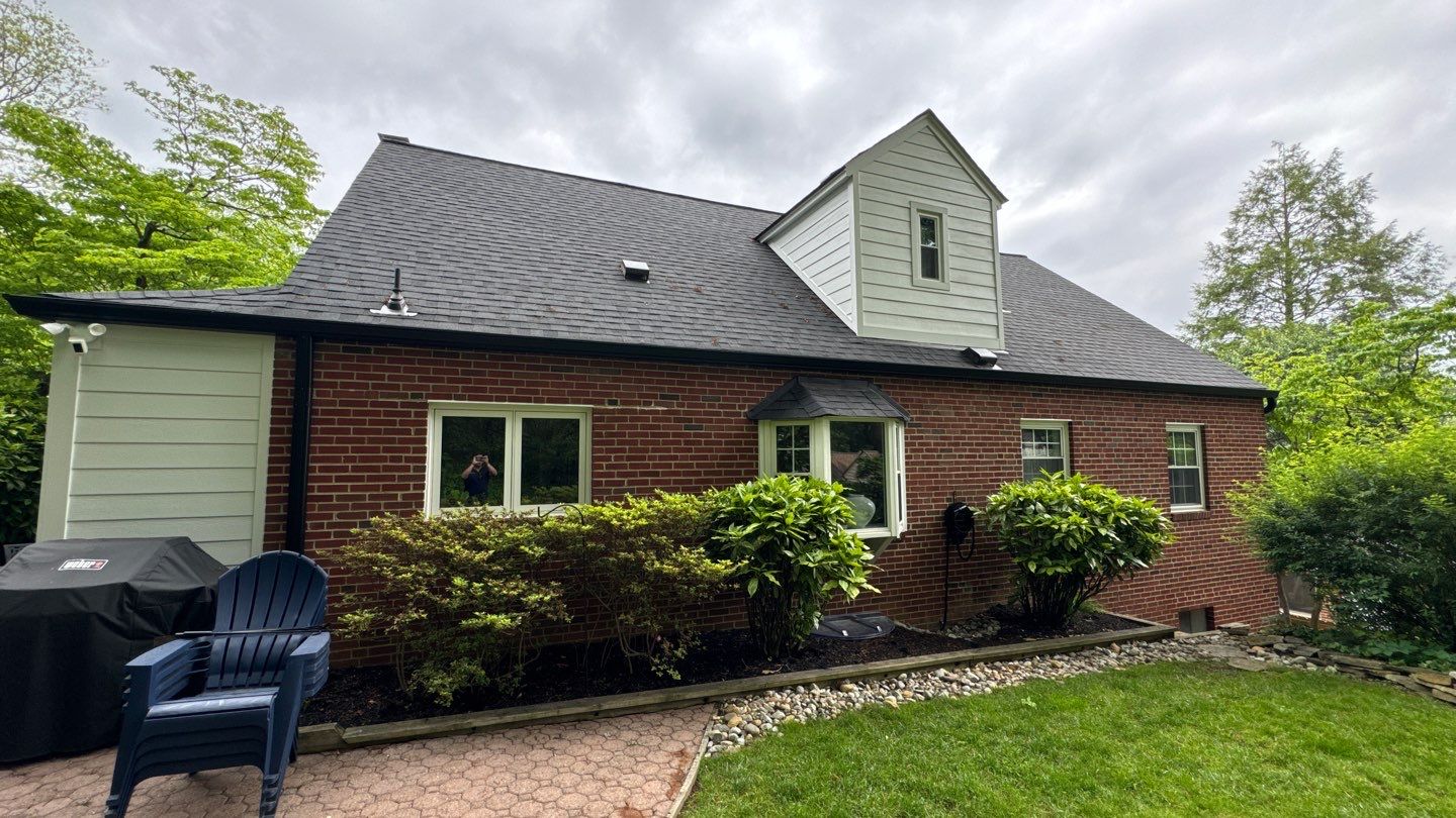 Annandale: James Hardie Siding Installation by RM Banning, Inc.