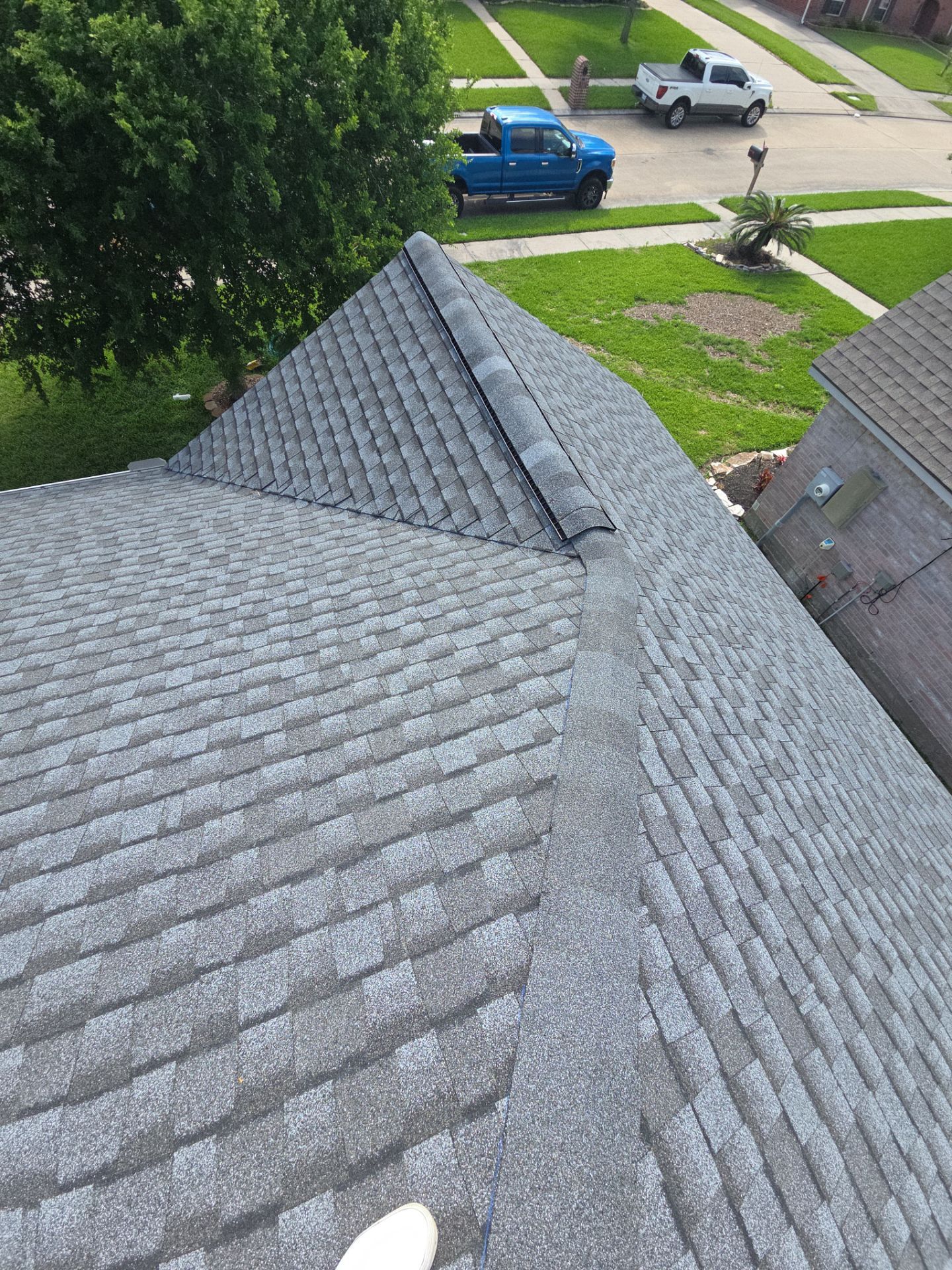 GAF UHDZ - Pewter Gray by Elite Roofing LLC