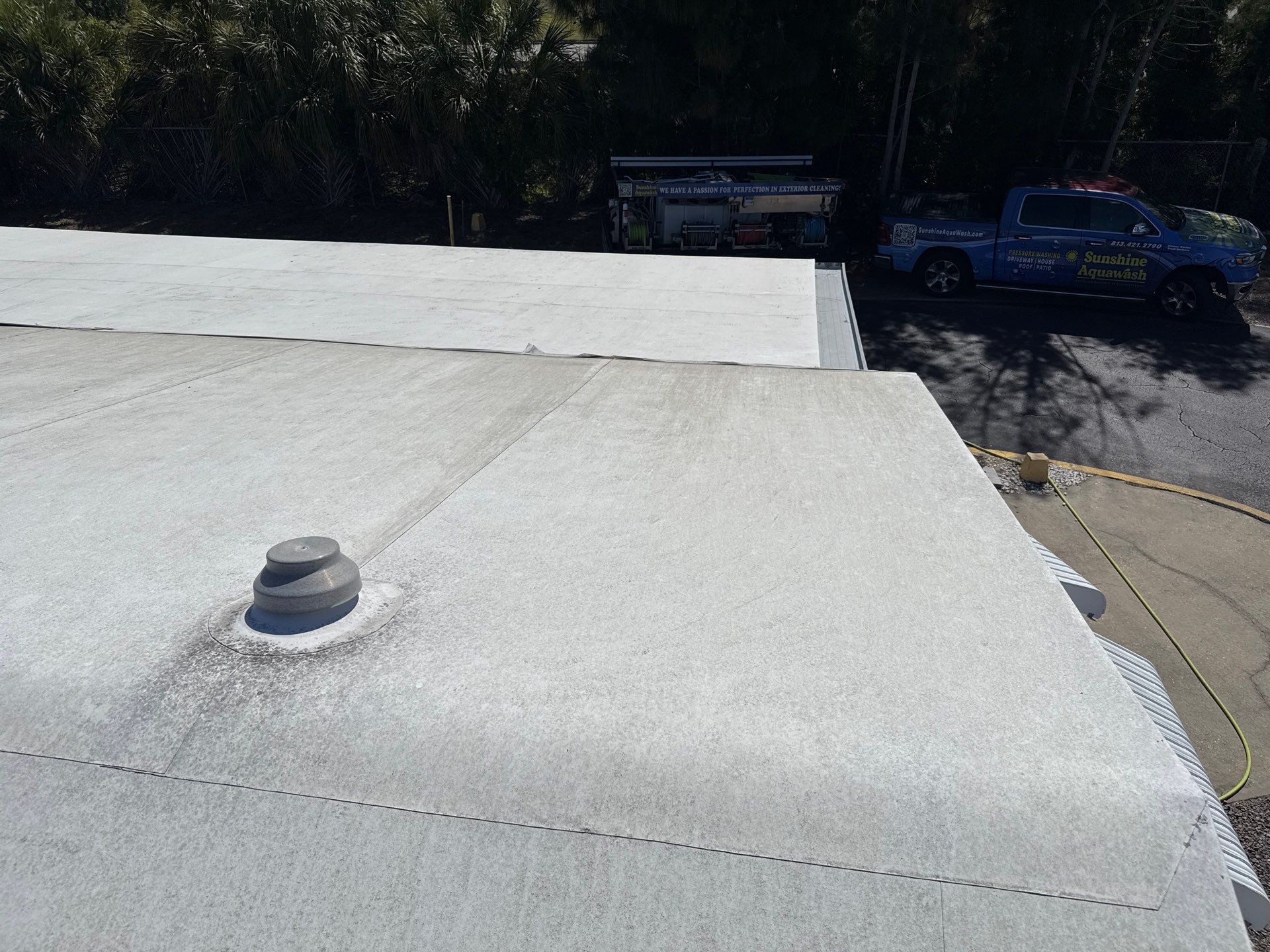 Mobile Home Soft Wash & TPO Roof Cleaning in Plaza Estates – Bradenton, FL by Sunshine AquaWash