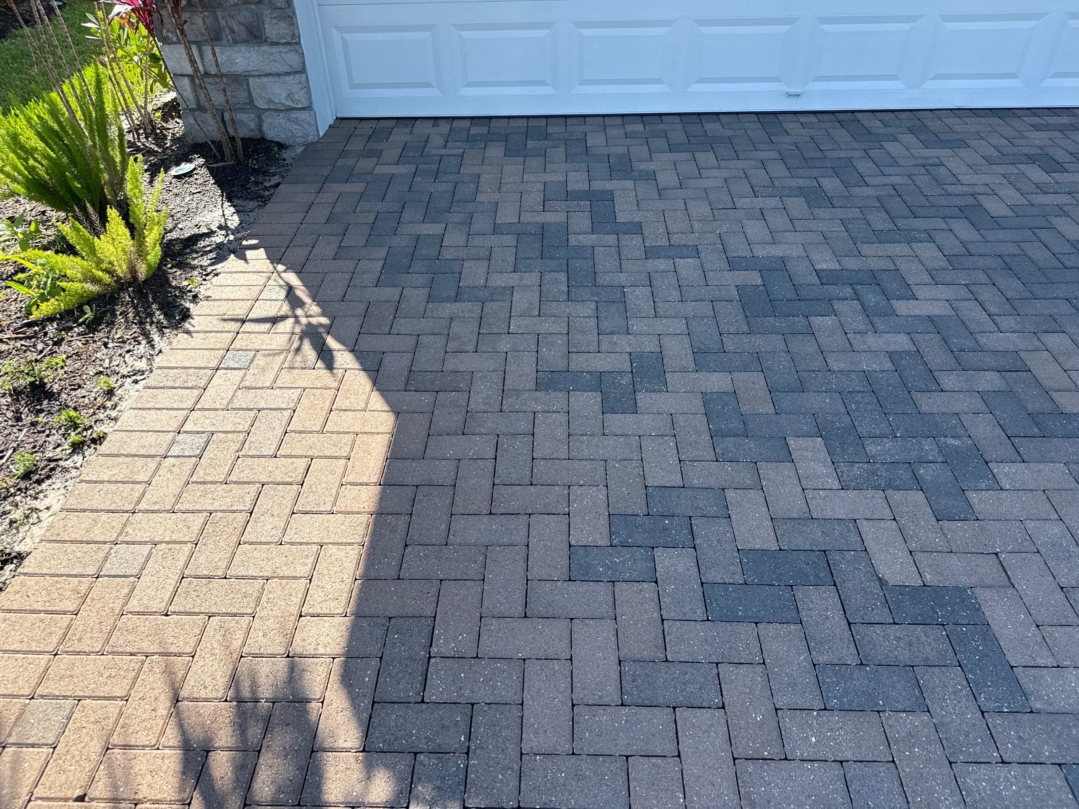 Paver Driveway Cleaning, Oil Stain Removal & Sidewalk Cleaning in Trevesta – Palmetto, FL by Sunshine AquaWash