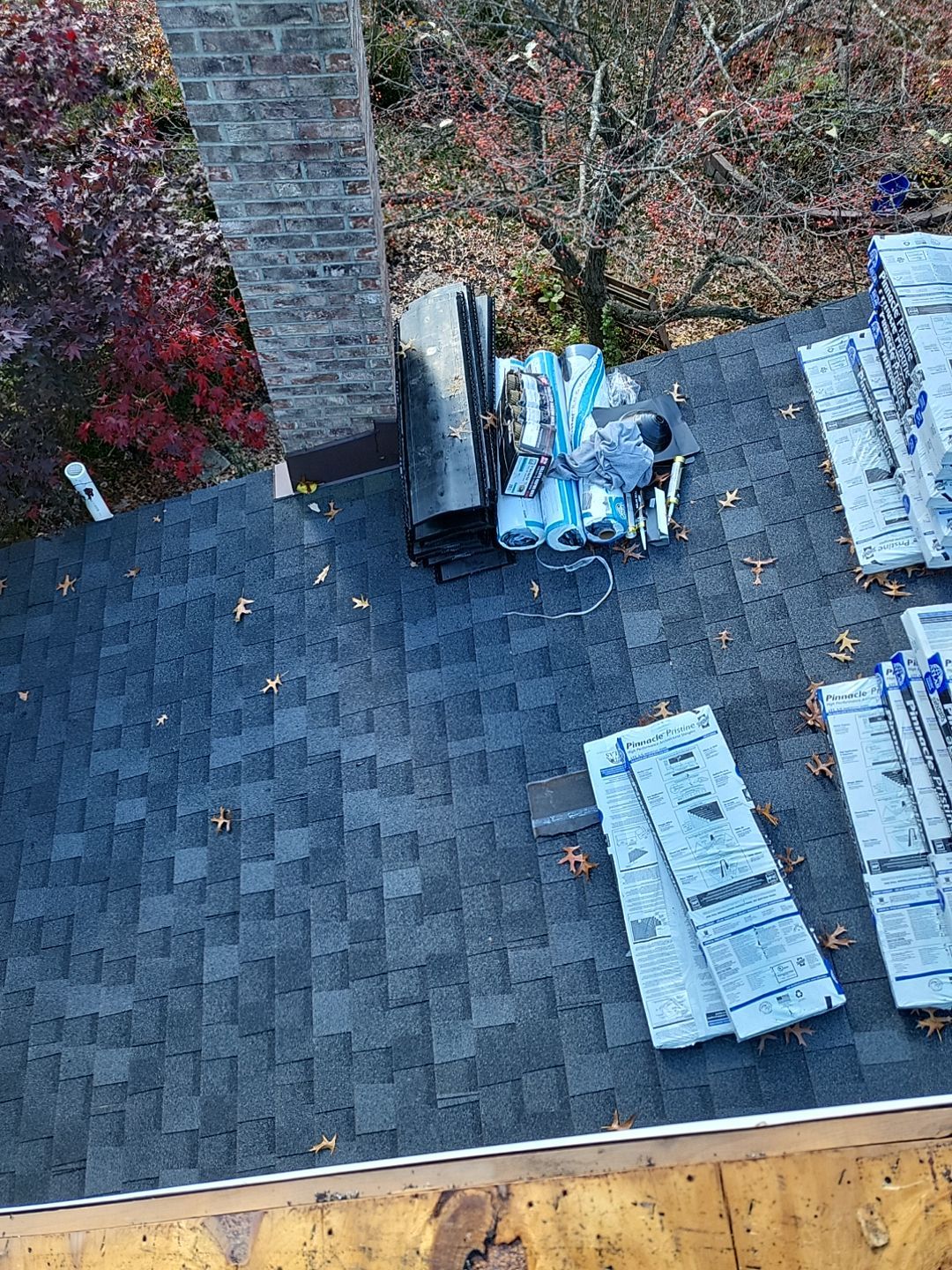 ATLAS PINNACLE COLOR: BLACK SHADOW DRIP EDGE: BLACK by Eagle Eye Roofing