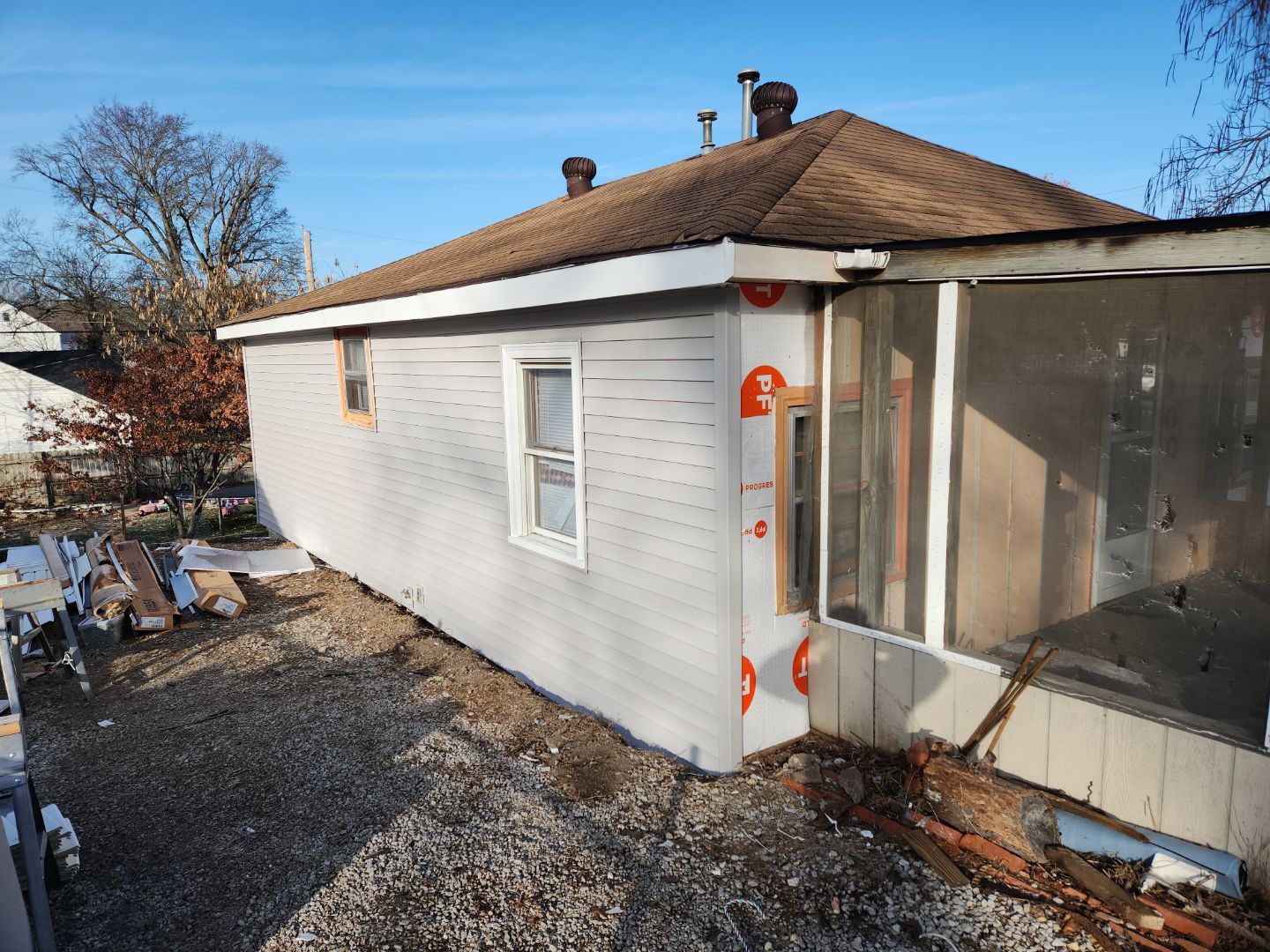 Siding Installation using Exterior Portfolio Vinyl Siding by EEC Windows, Siding & Roofing