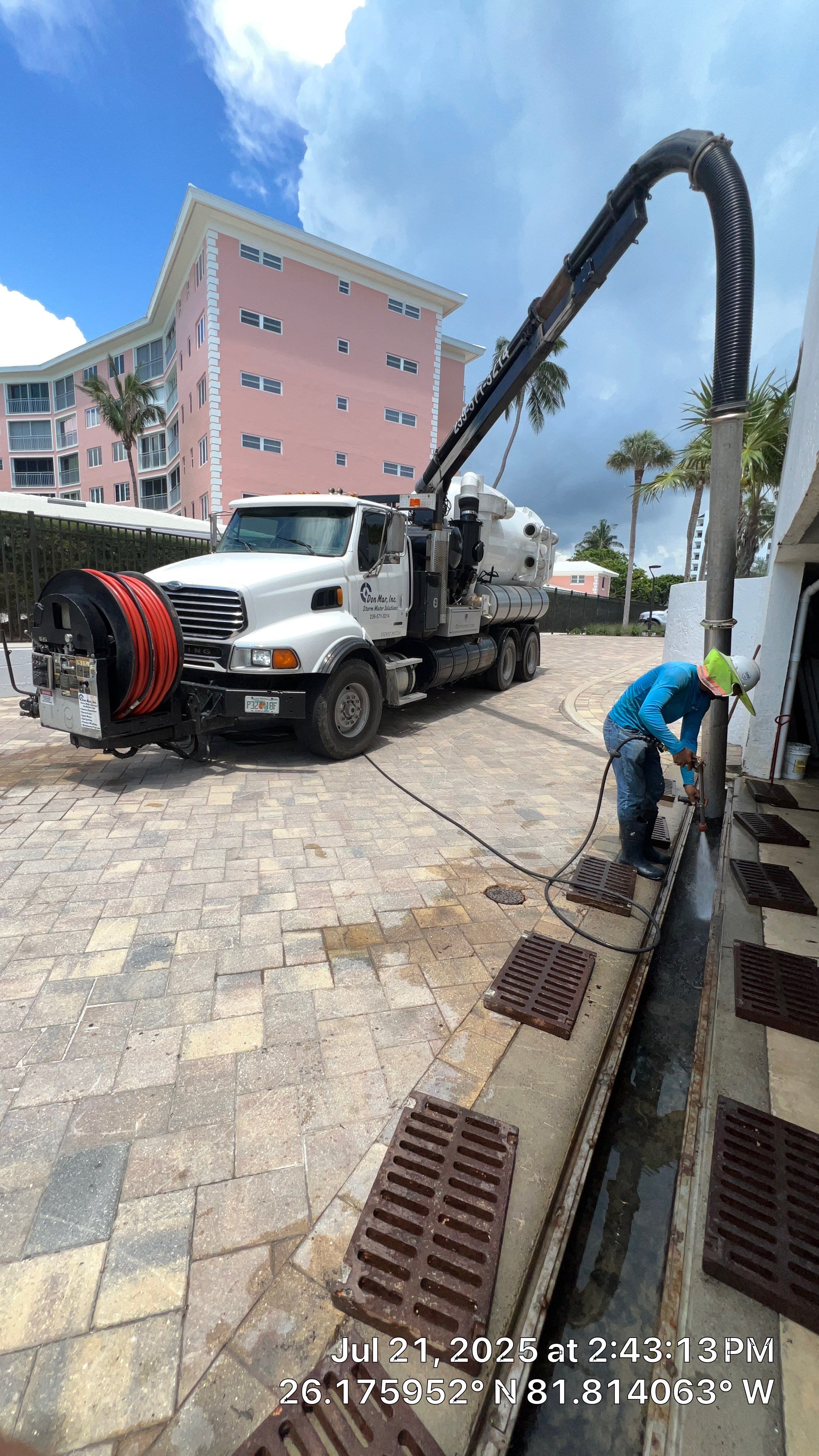 Naples Condo Complex Stormwater System Maintenance and Hurricane Cleanup by APS Power & Water
