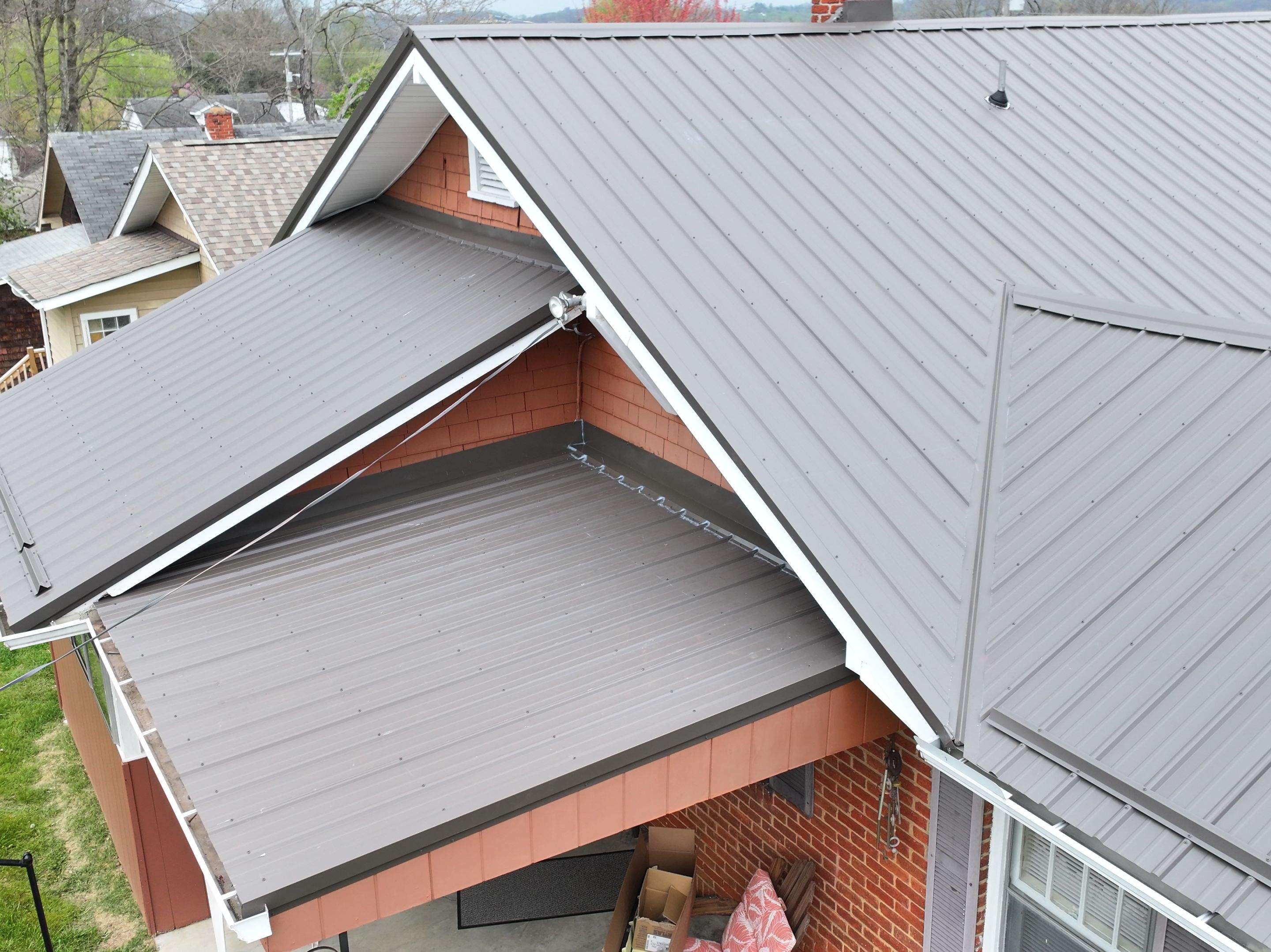 Winters Residence by Omnia Roofing