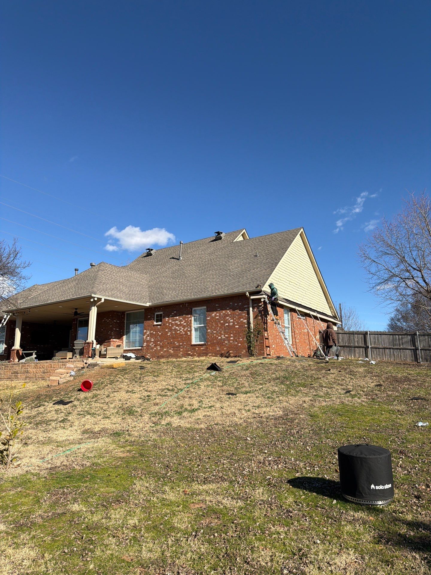 GAF - Weatherwood by Frontline Roofing and Construction