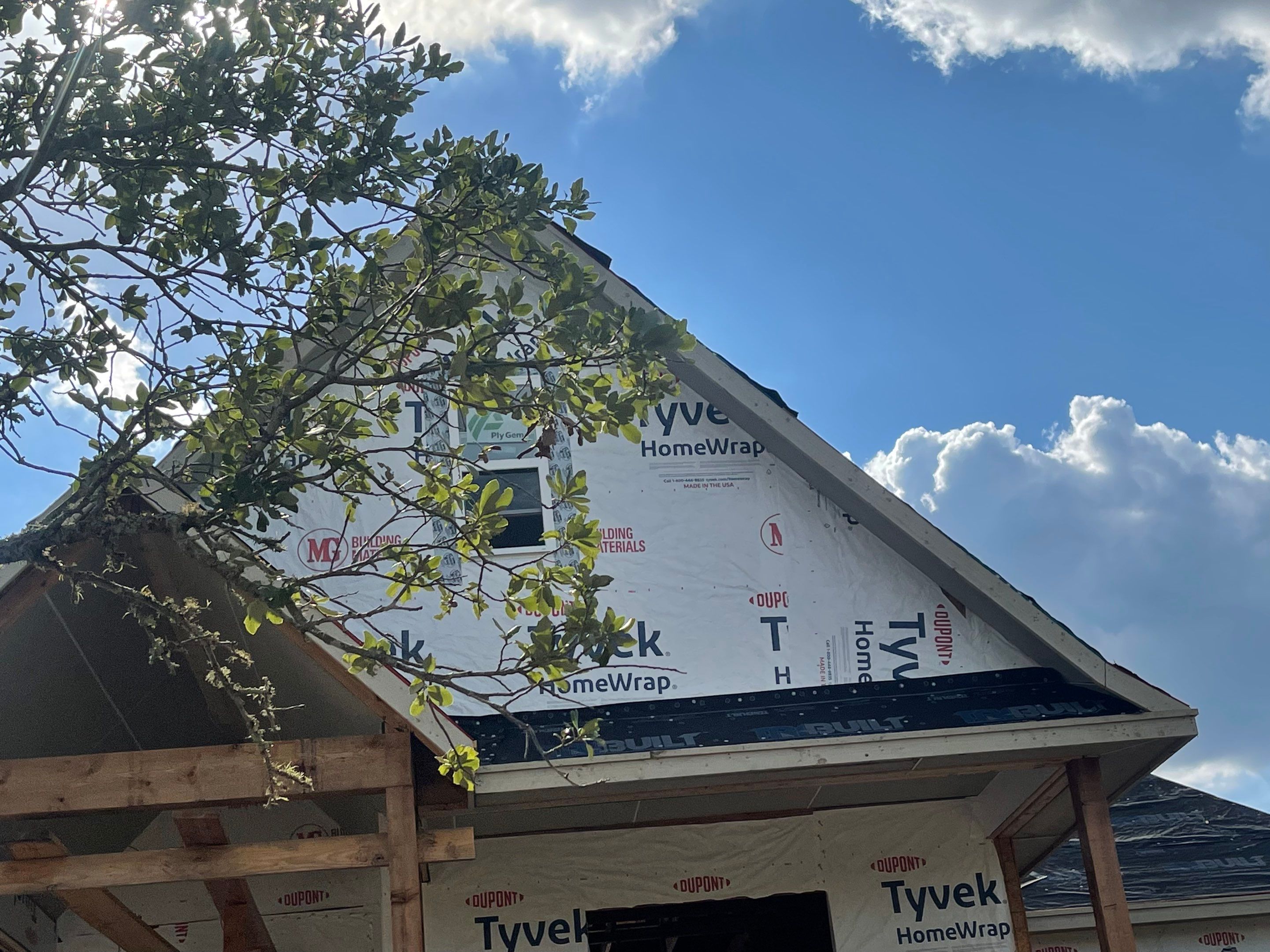 New Home Construction using Owens Corning 30 year Architectural Shingles by Premier Roofing and Contracting