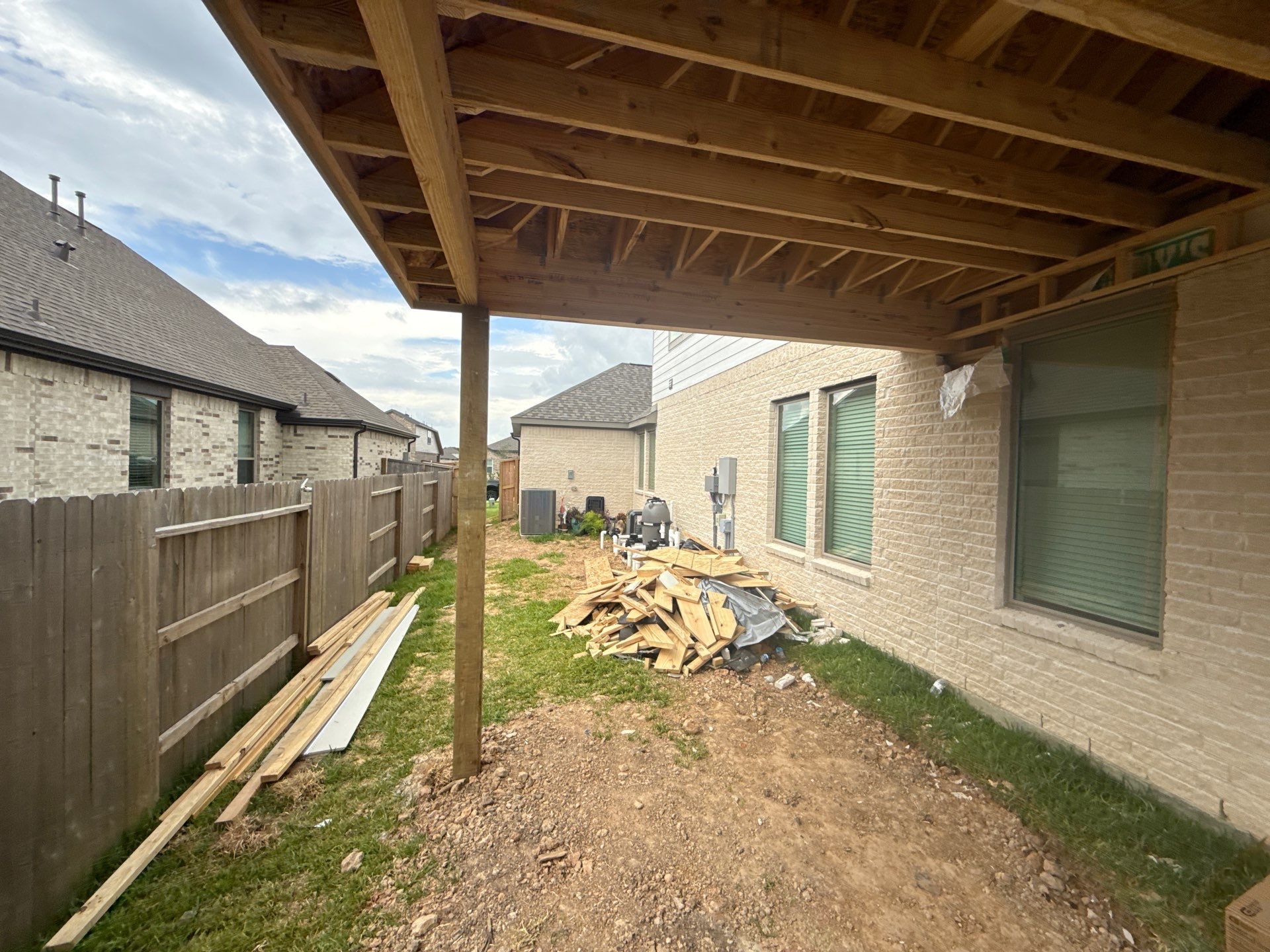 Patio and Summer Kitchen in Texas city by SophAlx LLC