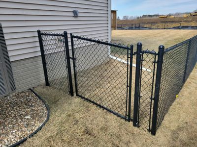 Black Chain Link Fence and Gate Installation in Cedar Falls