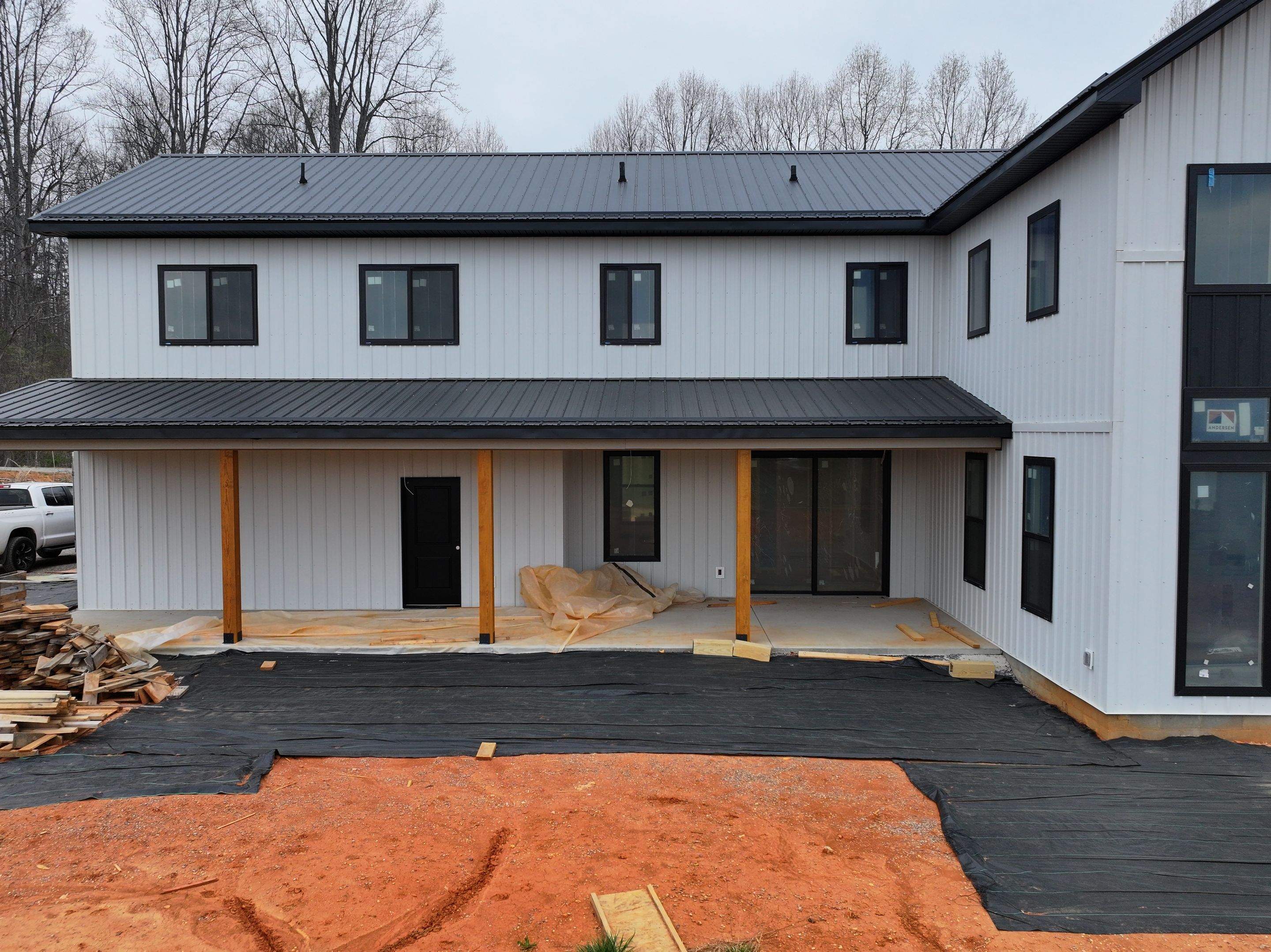 Titus Jr Residence by Omnia Roofing