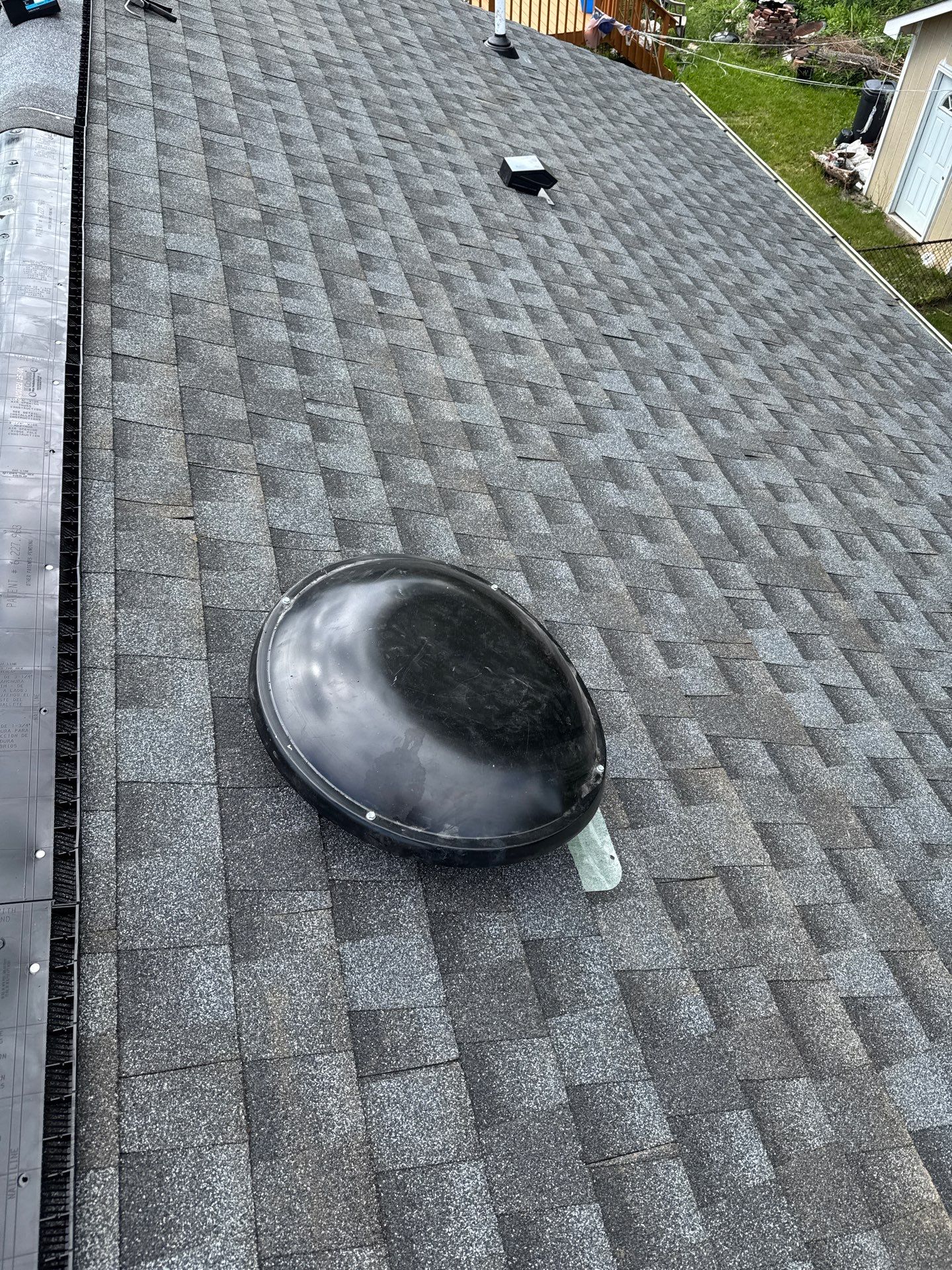 Residential Roofing Installation using GAF HDZ SHINGLES by La Bendicion Contruction Llc