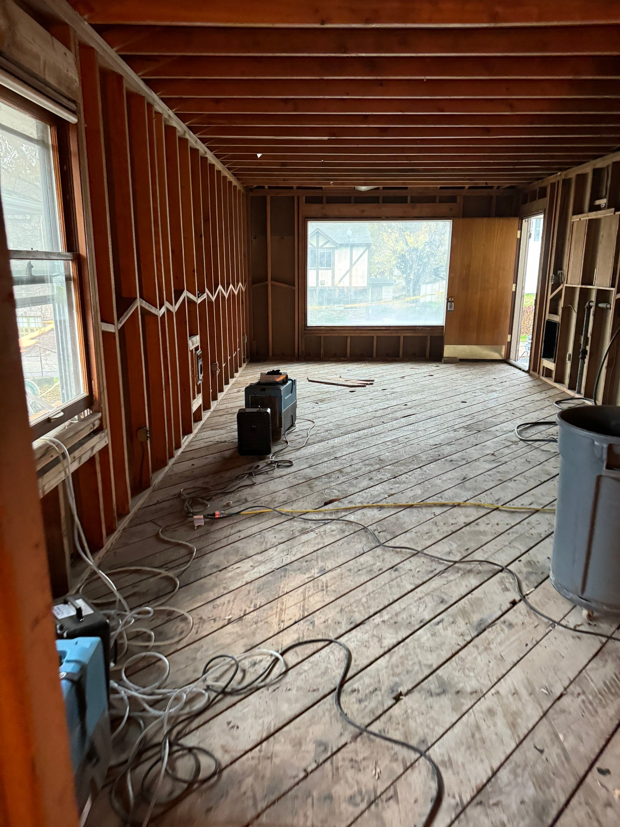 Belloni Fire Restoration by Adams restoration