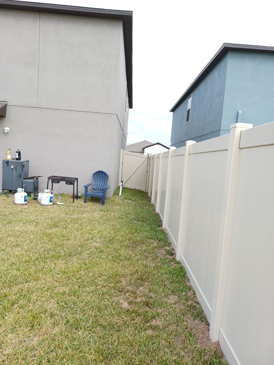 Sun City Center, FL Install 6 ft. tall Tan Vinyl Privacy Fence by Asap fence and gates, LLC