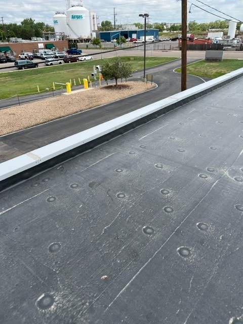 Commercial Roofing Installation using MuleHide EPDM .60 - BLACK by A to Z Roofing