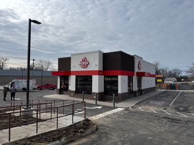 Arby's New Ashtabula, OH Location - Commercial Roof Installation