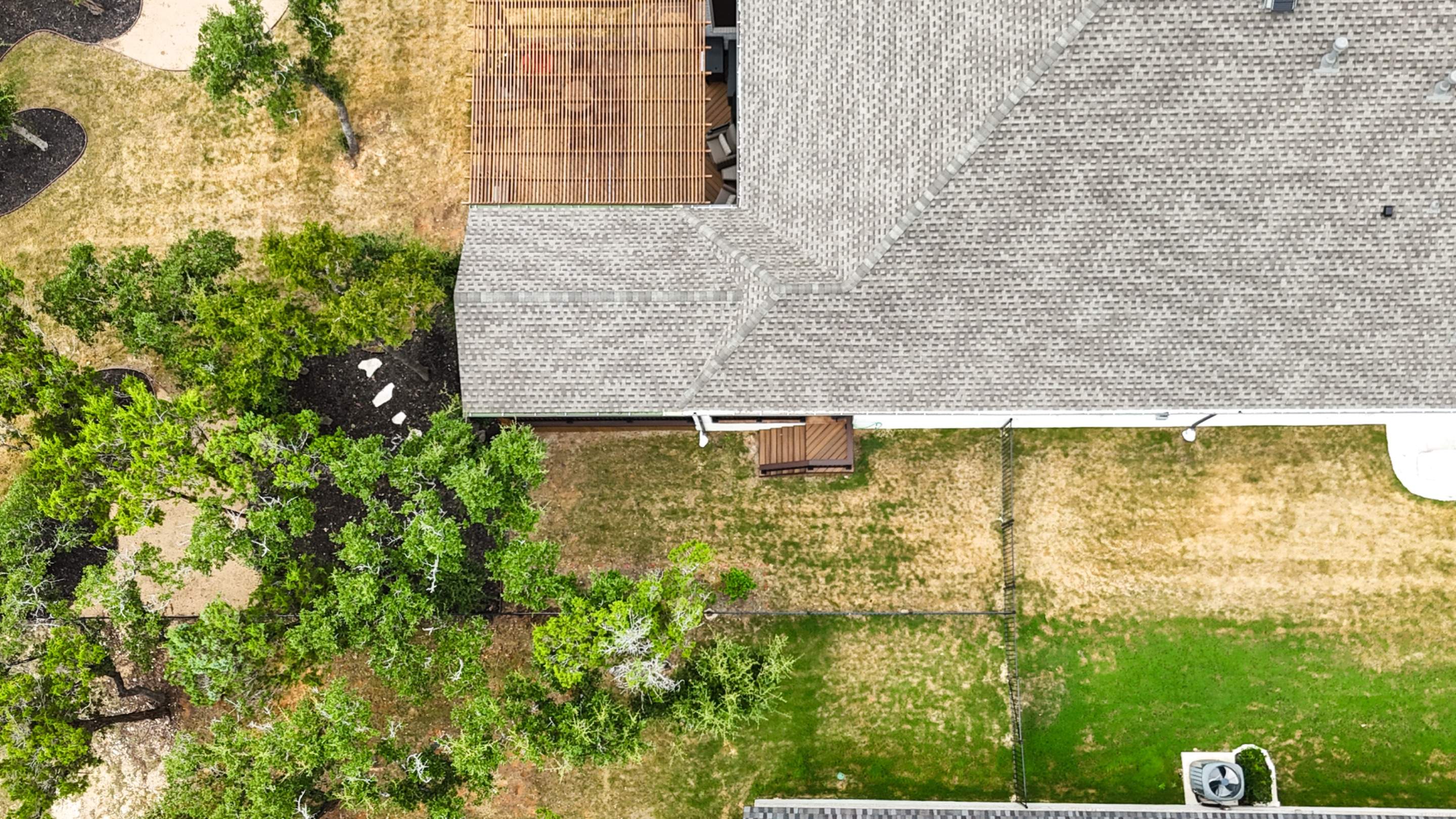 Royal Oak Estates - San Antonio,TX by Hole In One Lawns, LLC