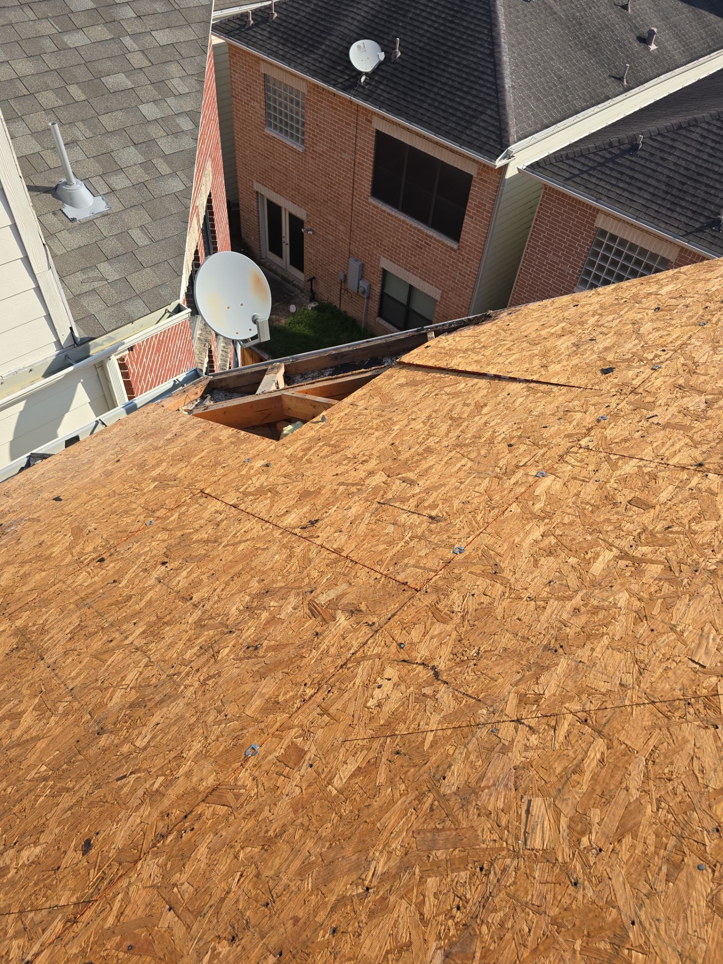 Roof Replacement Houston by Roof Repair Company