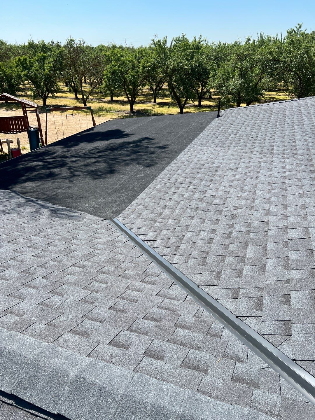 GAF Timberline HDZ-RS shingle project by Straight Edge Roofing Inc