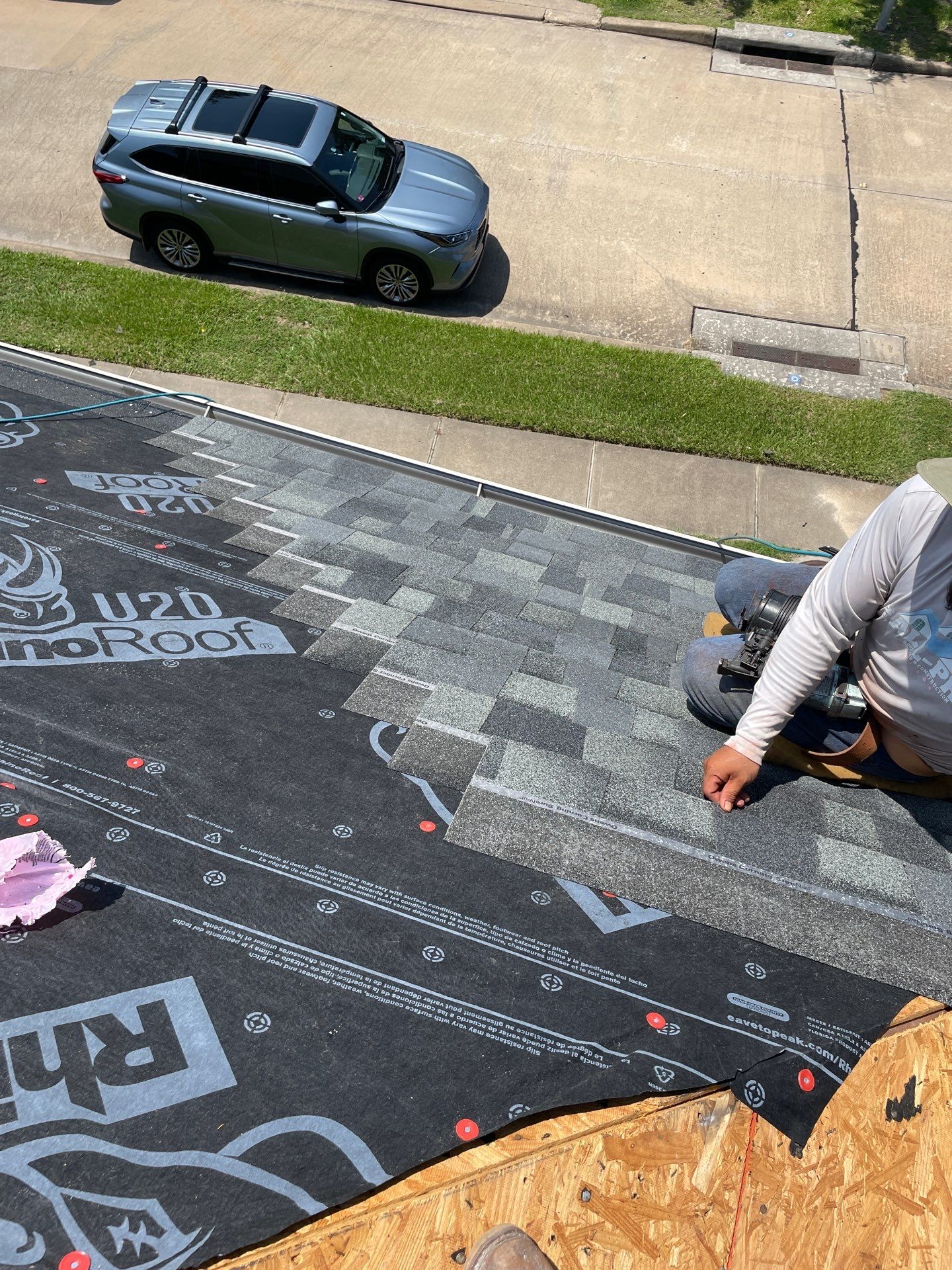 Residential Roofing Installation using Owen's Corning Duration (Lifetime) Shingles by Roof Repair Company