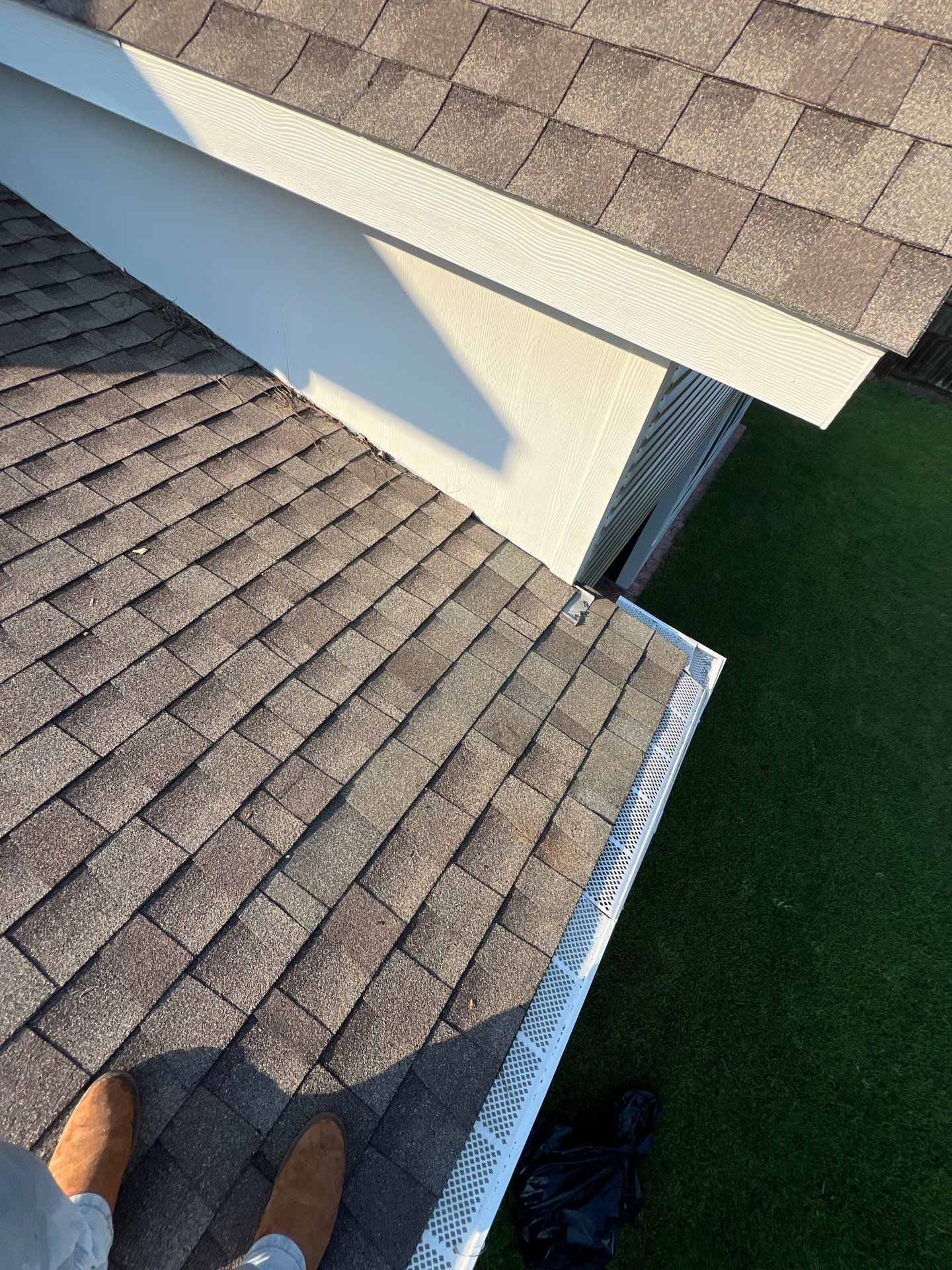 Hail Damage using Owen's Corning Duration (Lifetime) Shingles by Roof Repair Company
