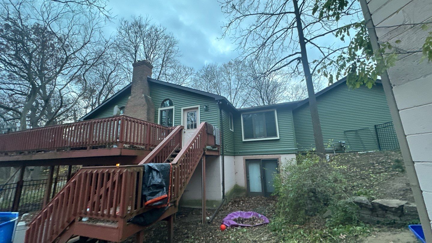 Siding Replacement using CertainTeed Restoration Classis D4 by 180 Contractors