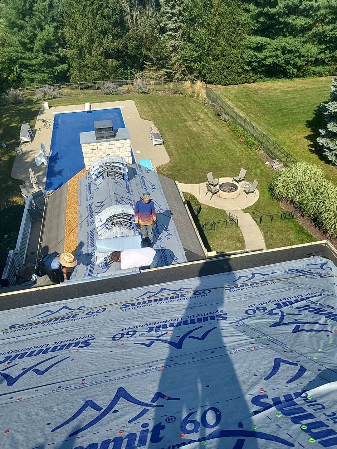 ATLAS PINNACLE COLOR: WEATHERED WOOD by Eagle Eye Roofing