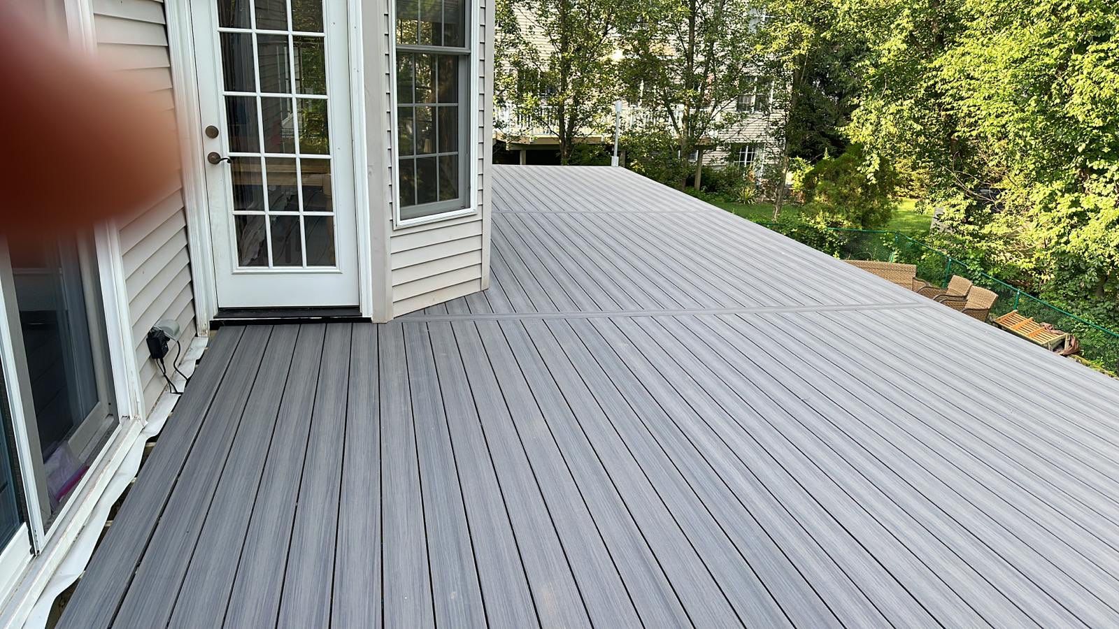 New Deck In by deck guardian