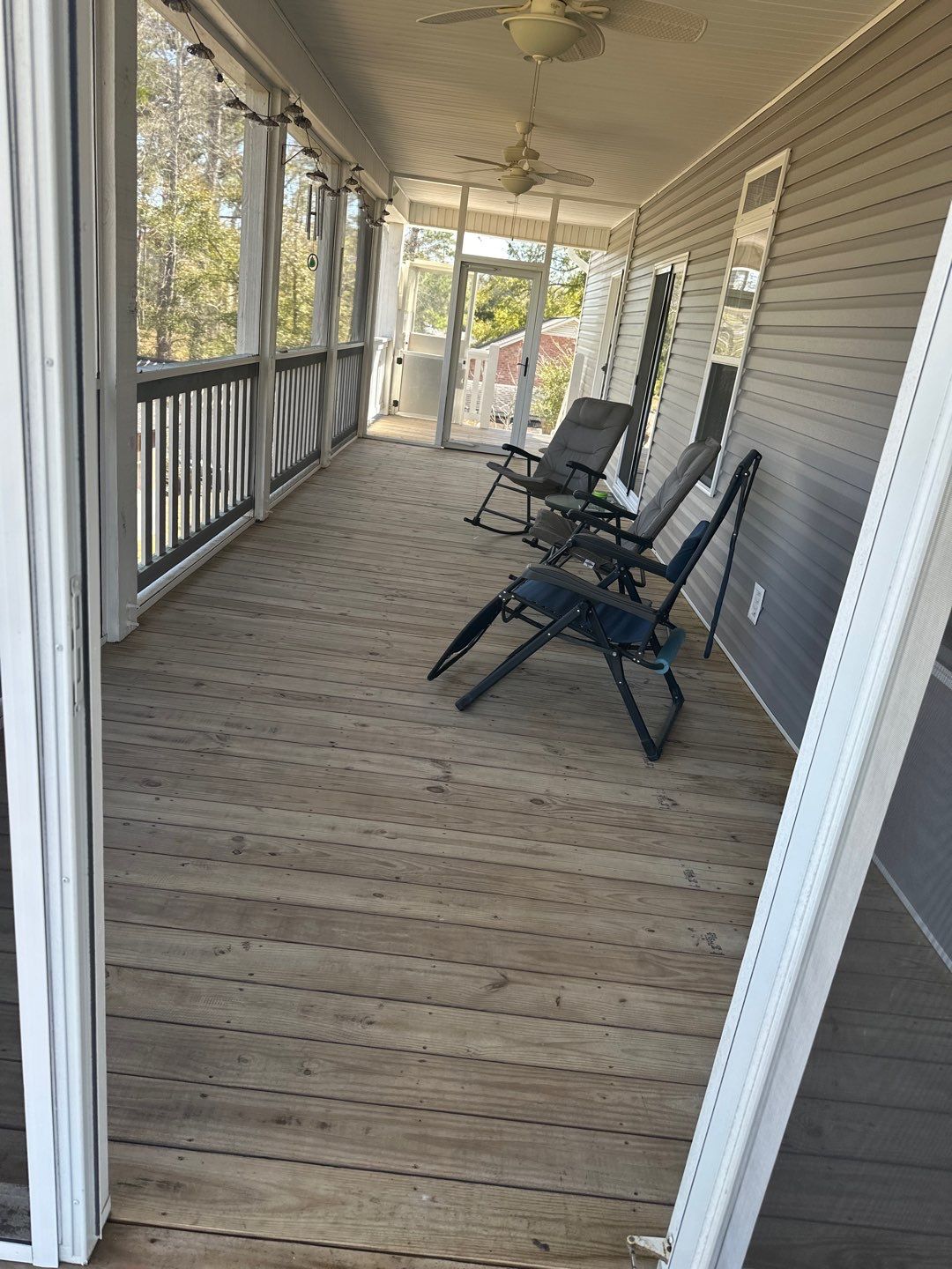 Deck using Wood Sealant by DuraSeal