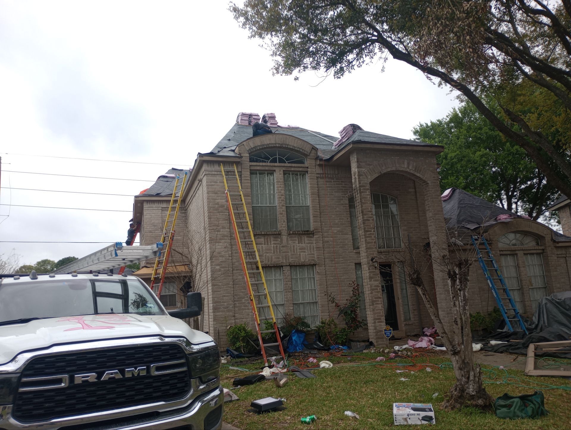 Residential Roofing Repair using Owen's Corning Duration (Lifetime) Shingles by Roof Repair Company
