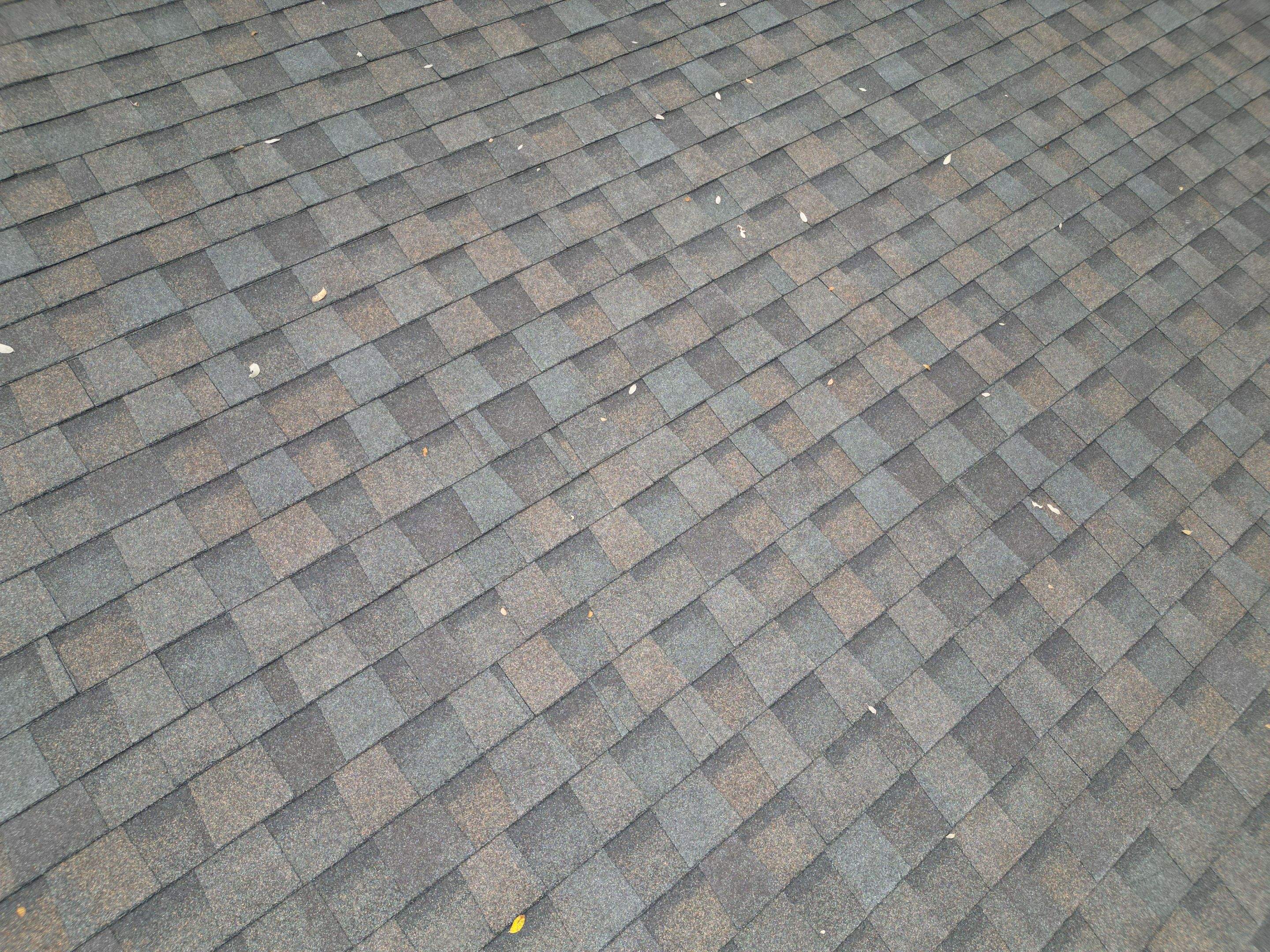 Heather Blend - CertainTeed Landmark by RoofsOnly.com