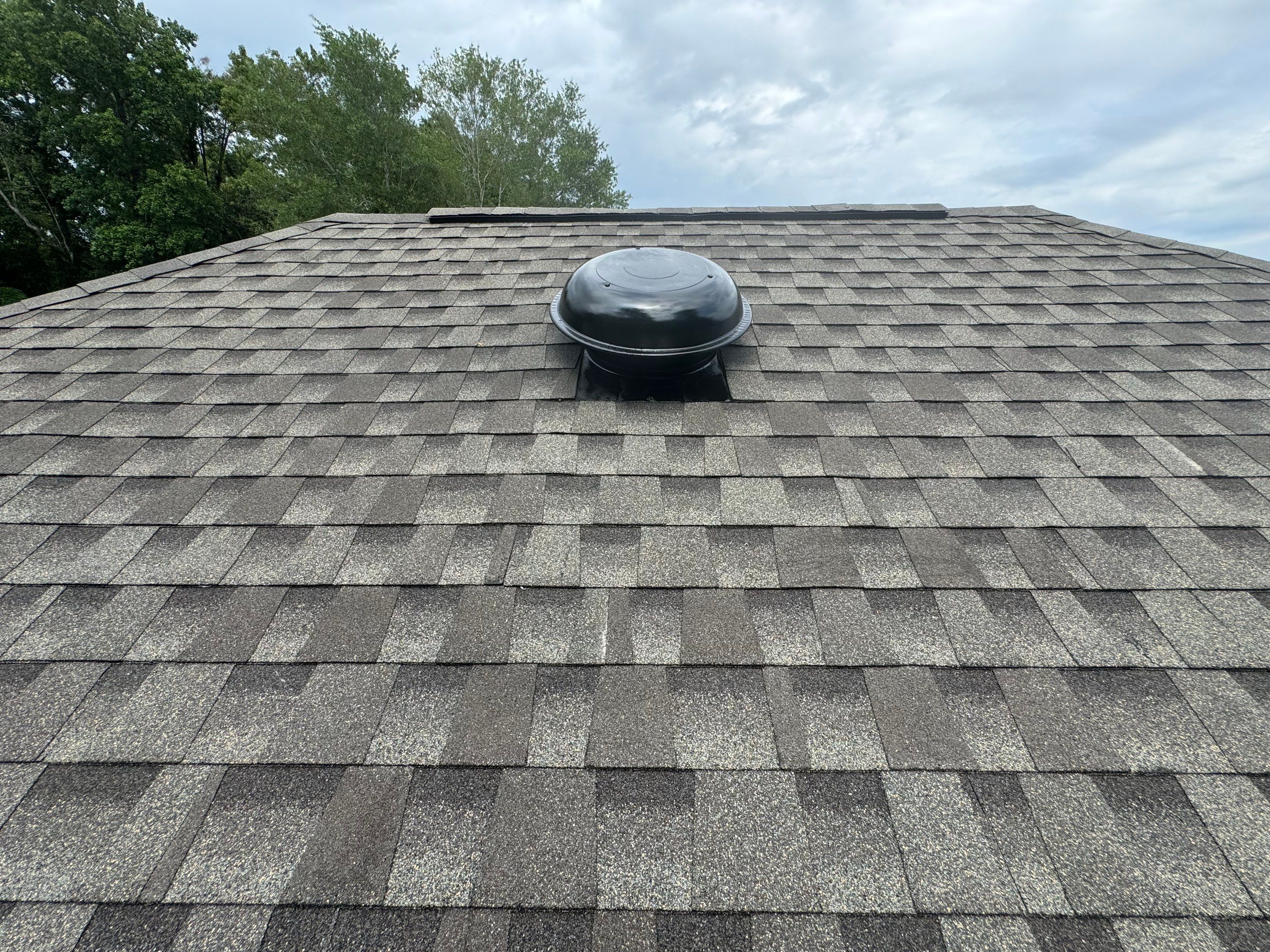 GAF HDZ - Weathered Wood by Linta Roofing Inc