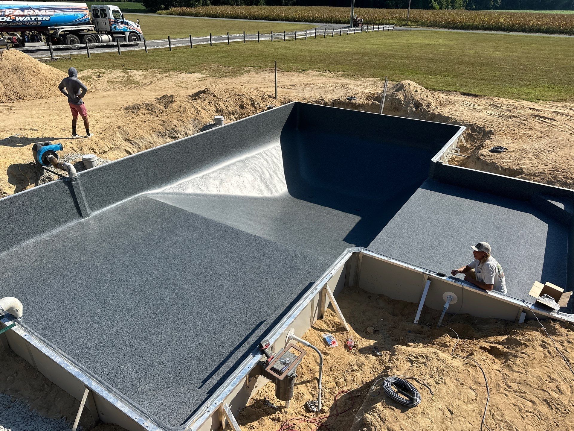 Vinyl Liner Pool by Pools & Spas Unlimited of Milford 