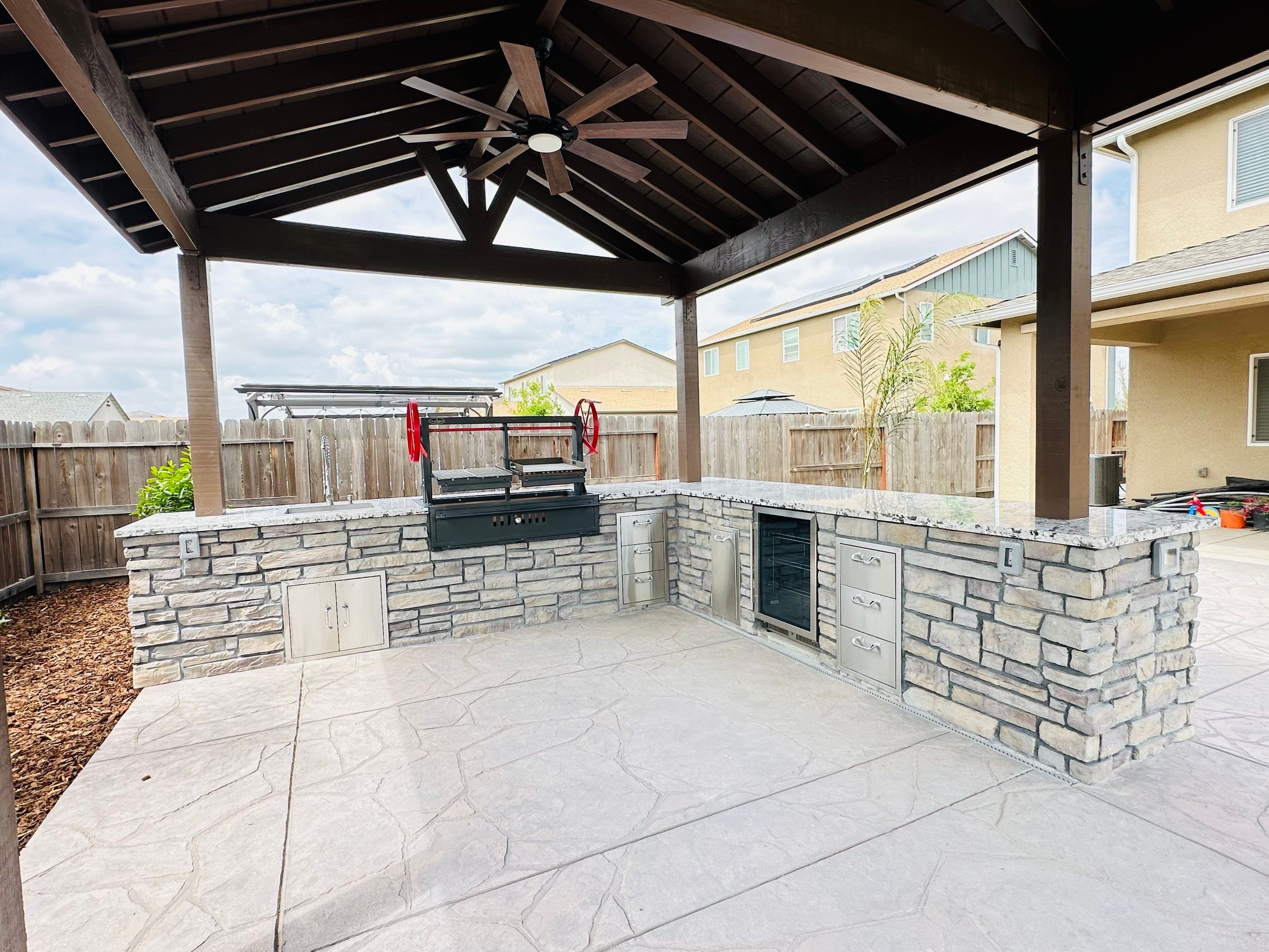 Project in Madera by SAVING PRO LANDSCAPING INC