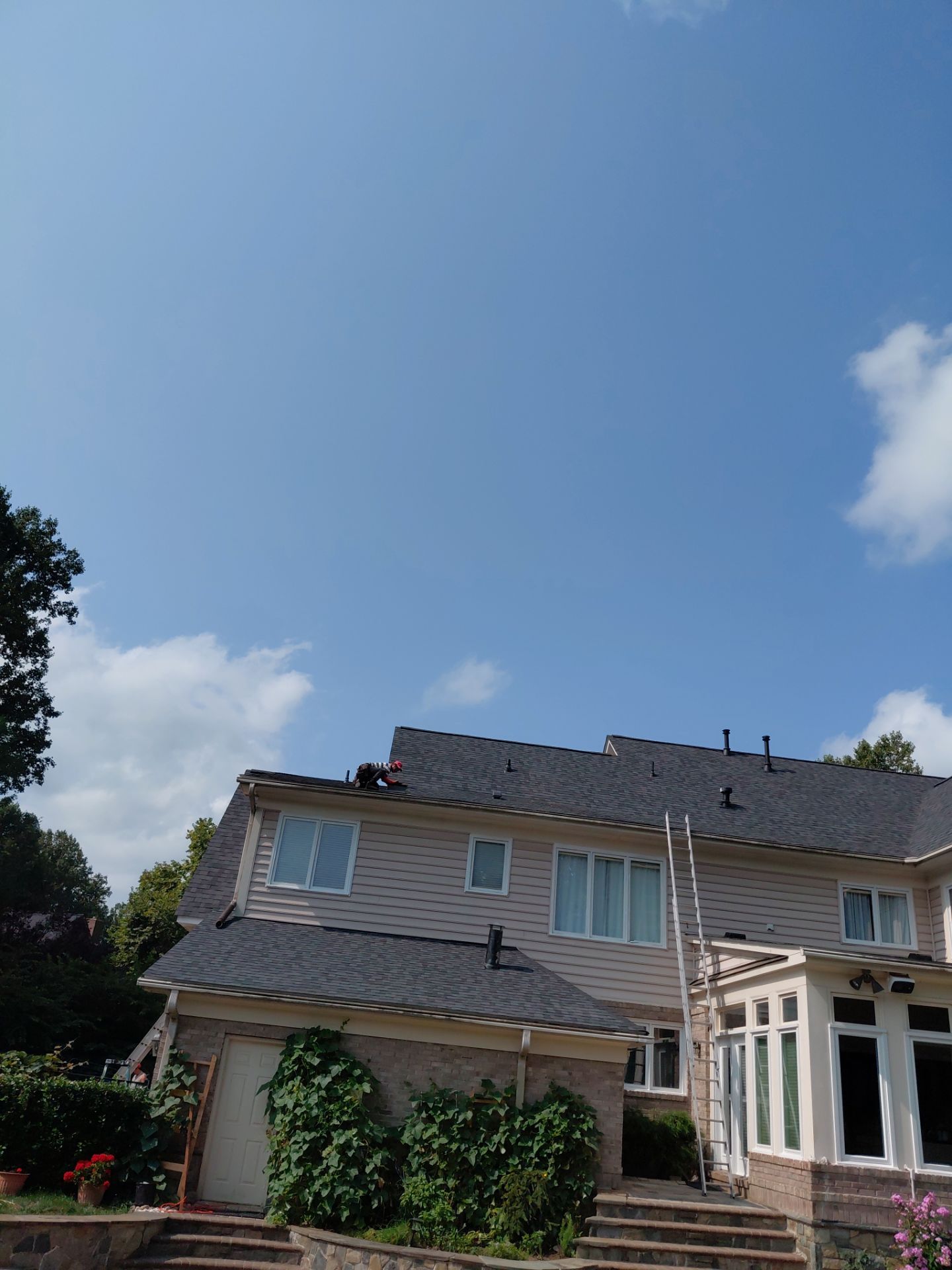 Great Falls : residential Roof with CertainTeed Landmark Pro in Max Def Moire Black  by RM Banning, Inc.